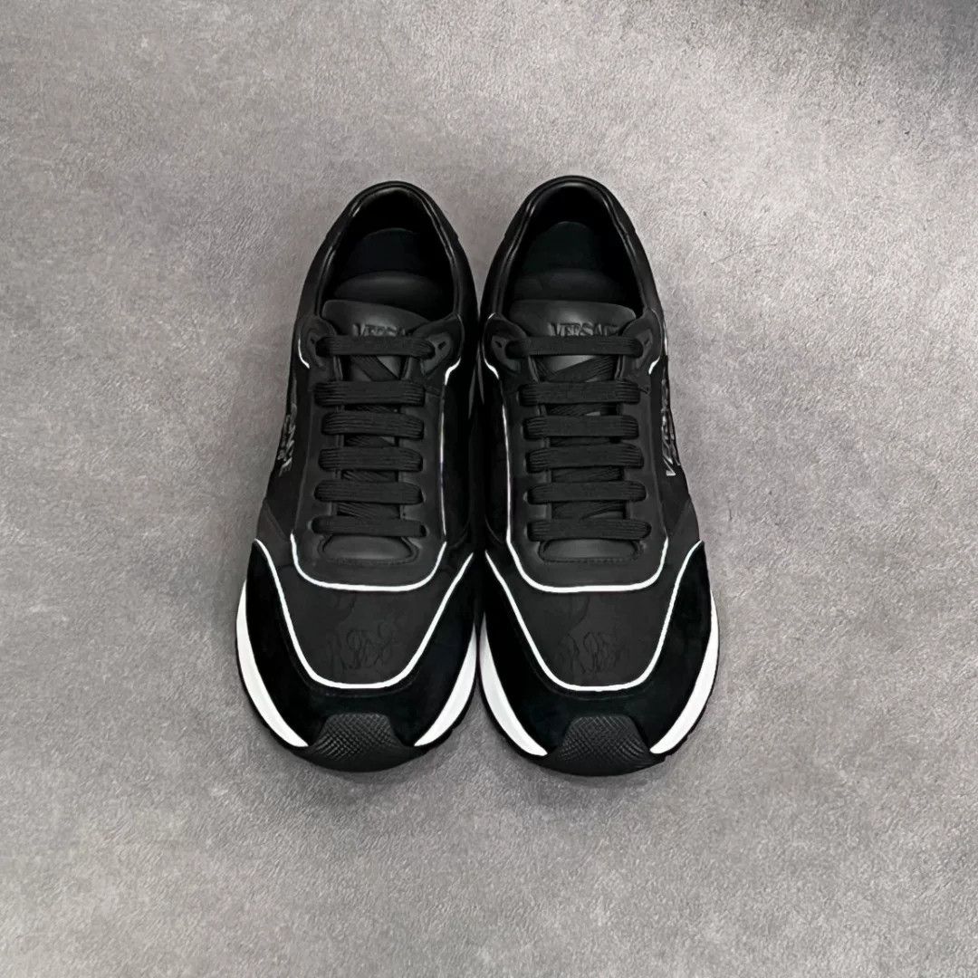 Versace Versace Casual Embroidered Lowtop Sneakers 10 Men Size US 10 / EU 43 - 7 Thumbnail