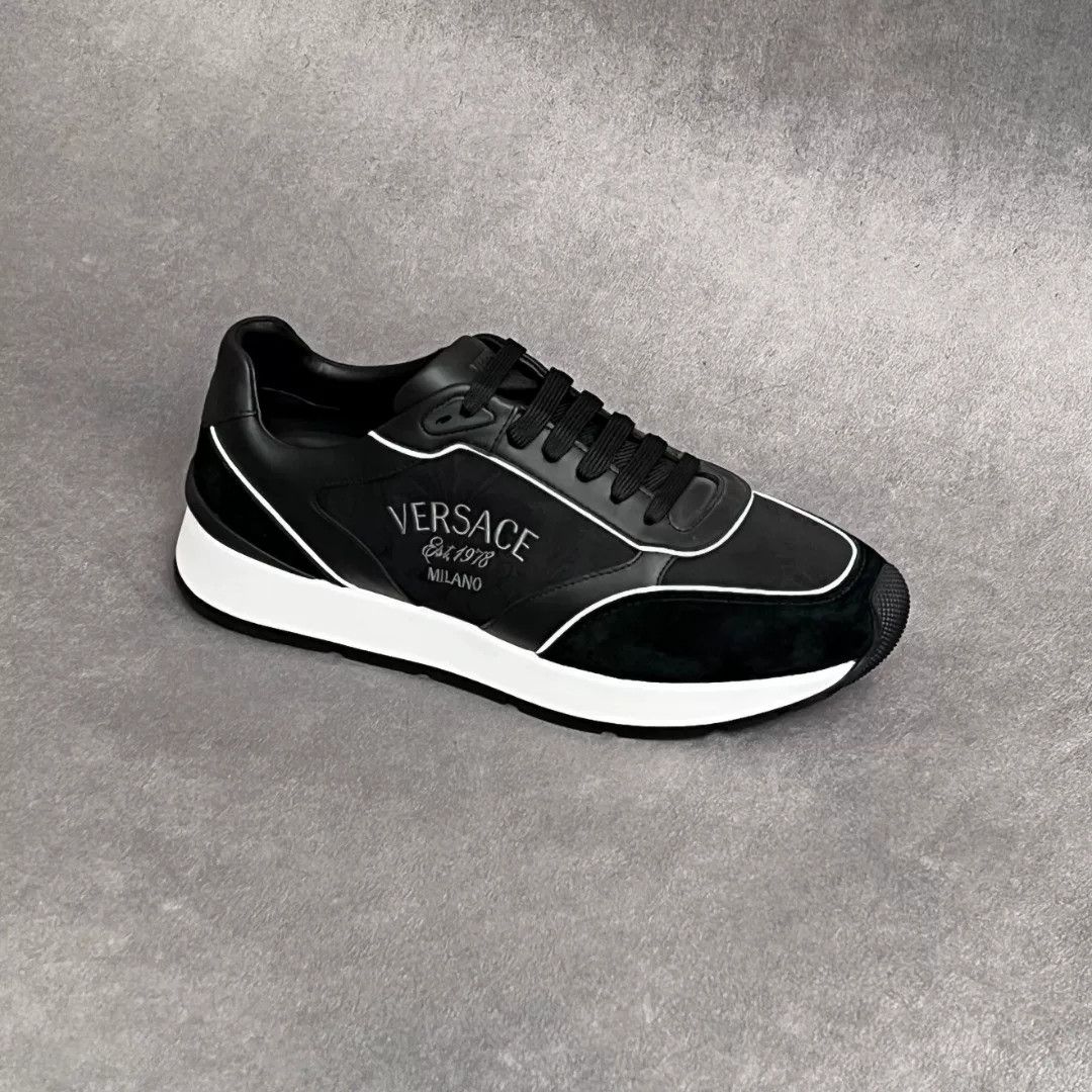 Versace Versace Casual Embroidered Lowtop Sneakers 10 Men Size US 10 / EU 43 - 4 Thumbnail