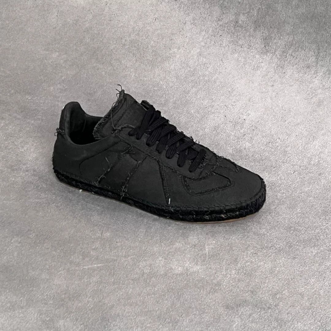 Maison Margiela Maison Margiela Casual Black Lowtop Sneakers 7 Men Size US 7 / EU 40 - 4 Thumbnail