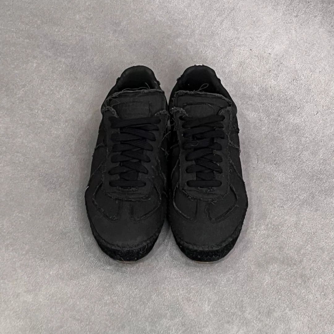 Maison Margiela Maison Margiela Casual Black Lowtop Sneakers 7 Men Size US 7 / EU 40 - 7 Thumbnail