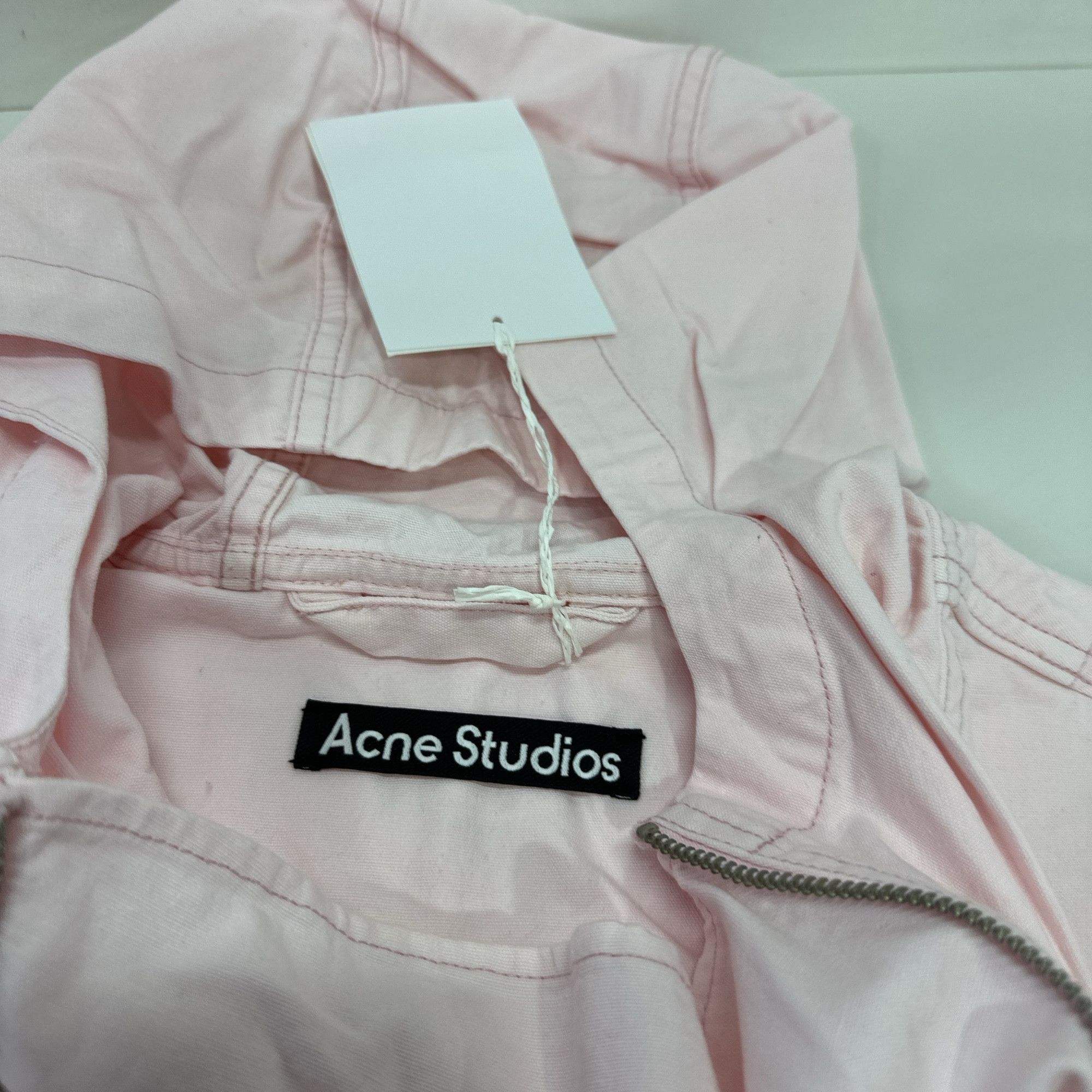 Acne Studios Acne Studios Pink Face Patch Hooded Anorak Size S Size US S / EU 44-46 / 1 - 6 Thumbnail