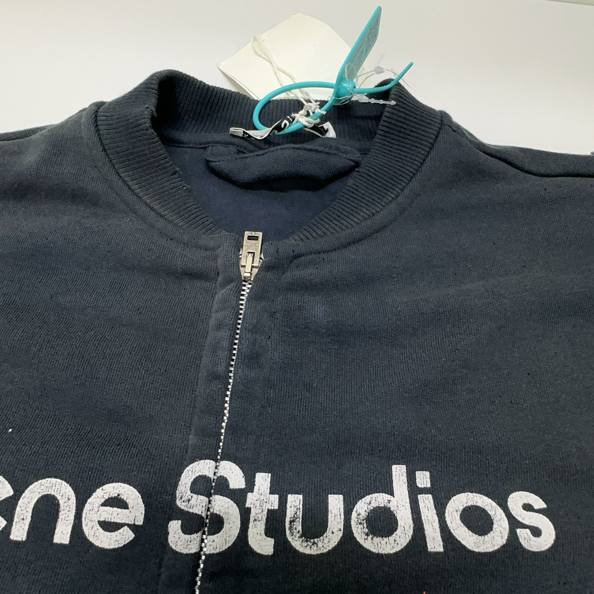 Acne Studios Acne Studios Distressed Stockholm 1996 Zip Jacket Size S Size US S / EU 44-46 / 1 - 9 Thumbnail