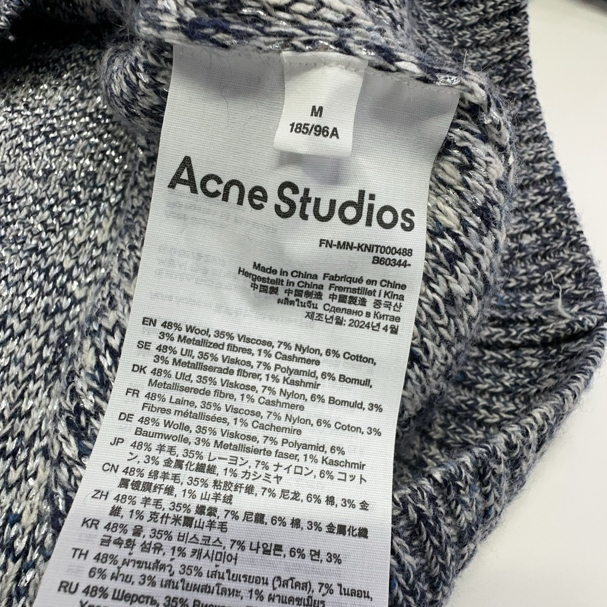 Acne Studios Acne Studios Heart Jacquard Knit Sweater M Size US M / EU 48-50 / 2 - 5 Thumbnail