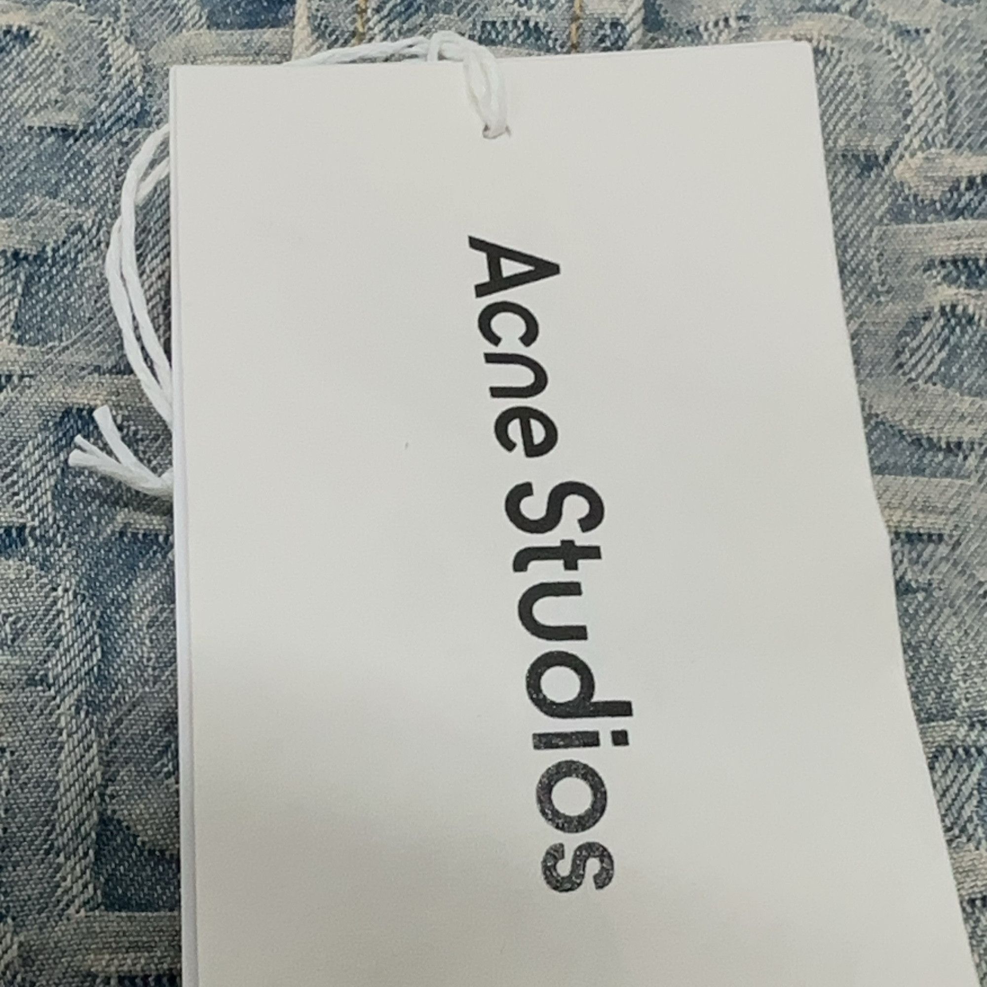 Acne Studios Acne Studios Monogram Denim Shirt Size 48 Size US M / EU 48-50 / 2 - 7 Thumbnail