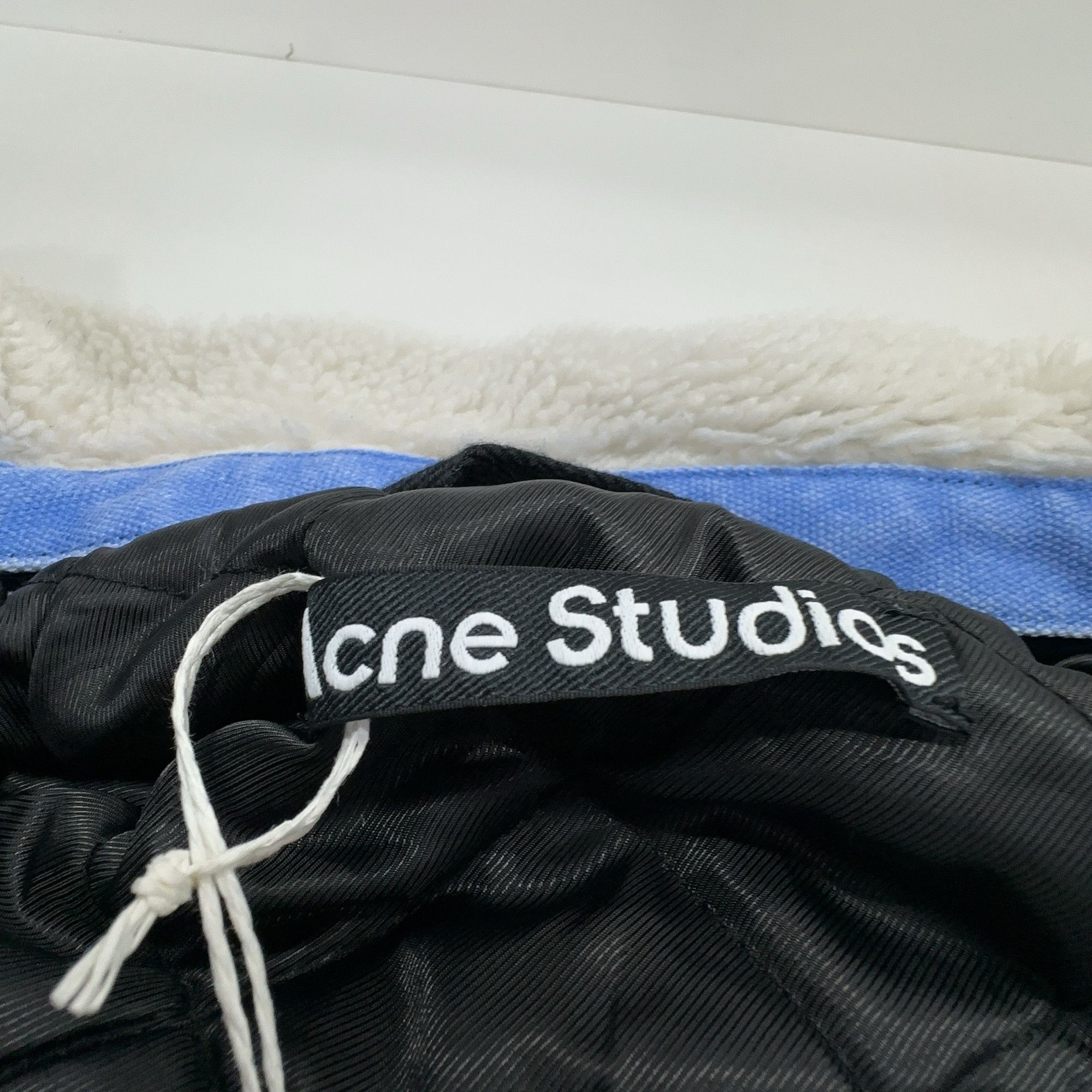Acne Studios Acne Studios Faded Face Patch Denim Jacket M Size US M / EU 48-50 / 2 - 4 Thumbnail