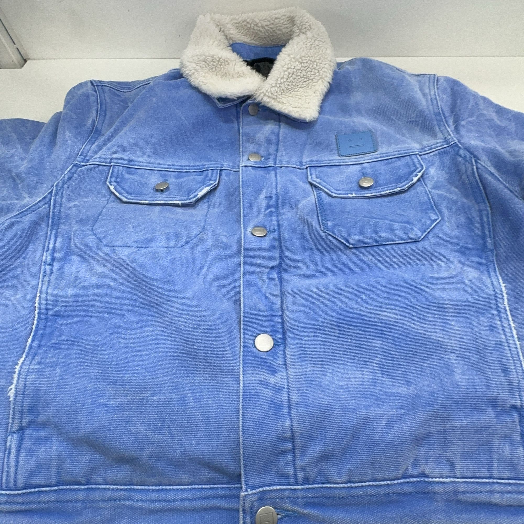 Acne Studios Acne Studios Faded Face Patch Denim Jacket M Size US M / EU 48-50 / 2 - 7 Thumbnail