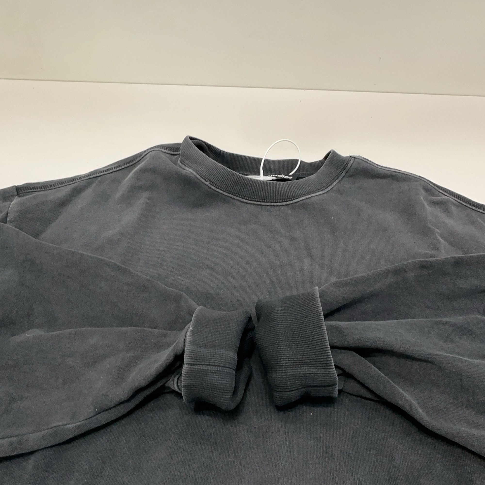 Acne Studios Acne Studios Logo Print Crewneck Sweatshirt XS Size US XS / EU 42 / 0 - 10 Thumbnail