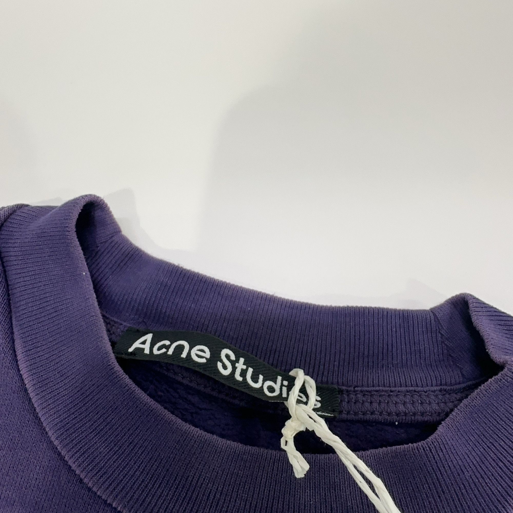 Acne Studios Acne Studios Purple Face Patch Sweatshirt XS Size US XS / EU 42 / 0 - 6 Thumbnail