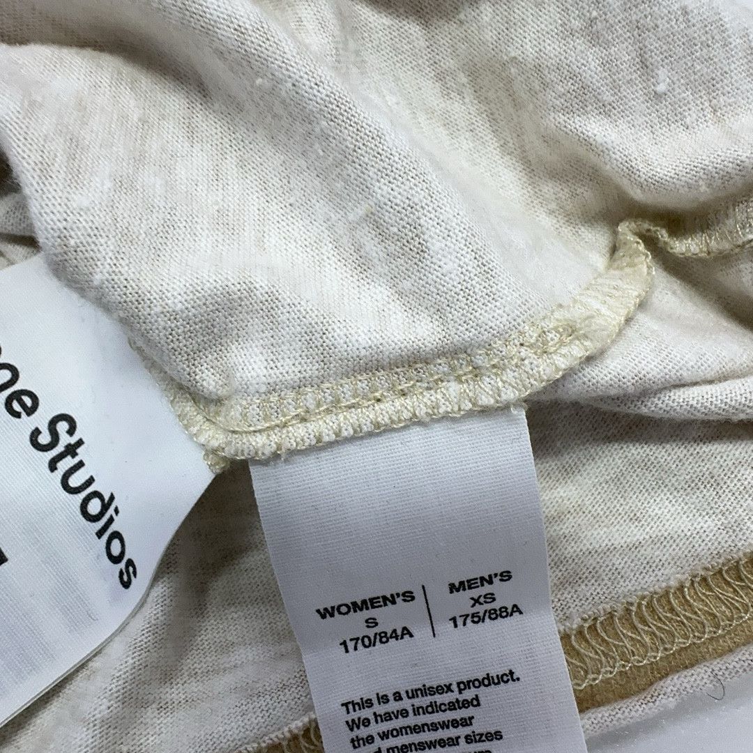Acne Studios Acne Studios Distressed Logo Long Sleeve T-Shirt XS Size US XS / EU 42 / 0 - 5 Thumbnail