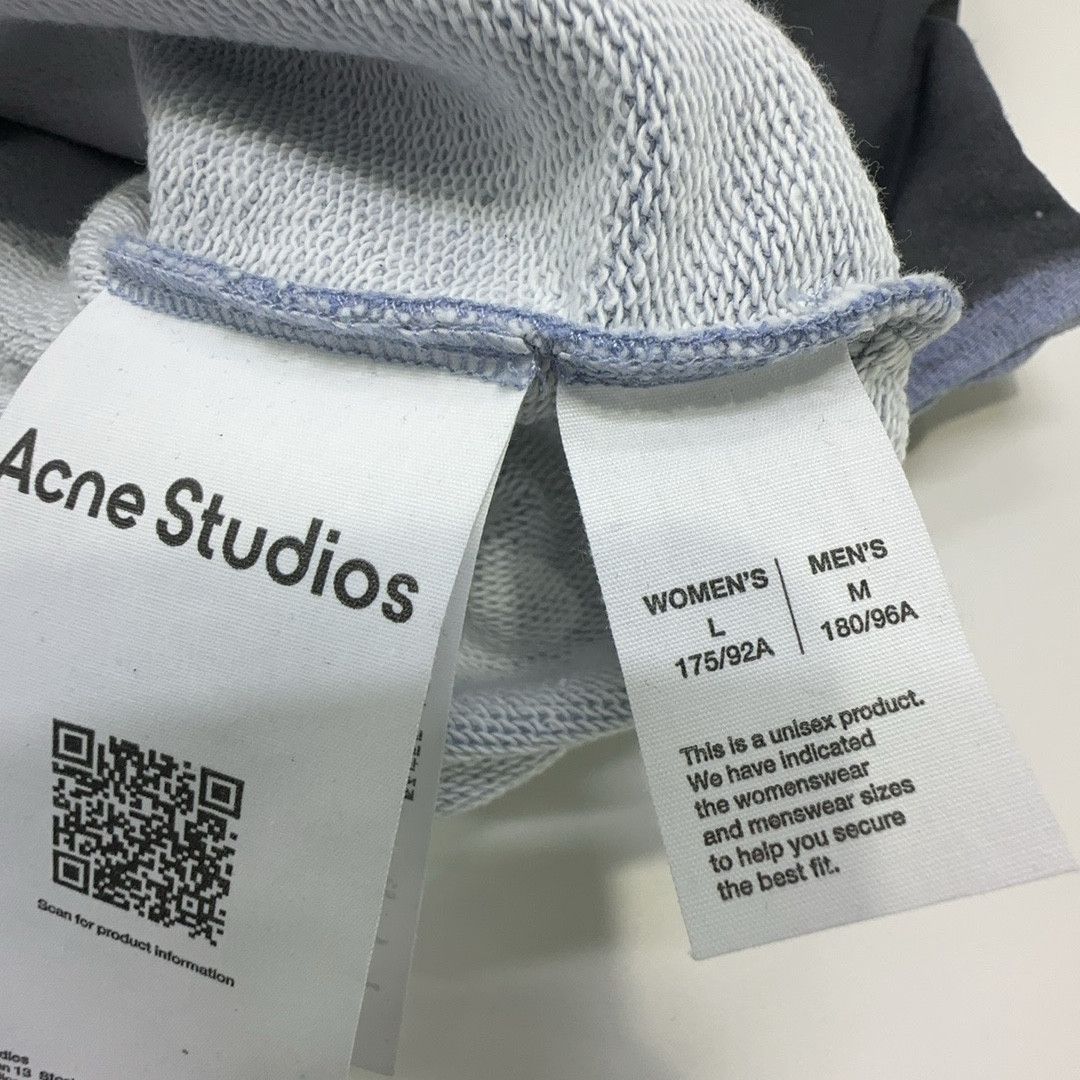 Acne Studios Acne Studios Medallion Distressed Sweatshirt M Size US M / EU 48-50 / 2 - 4 Thumbnail