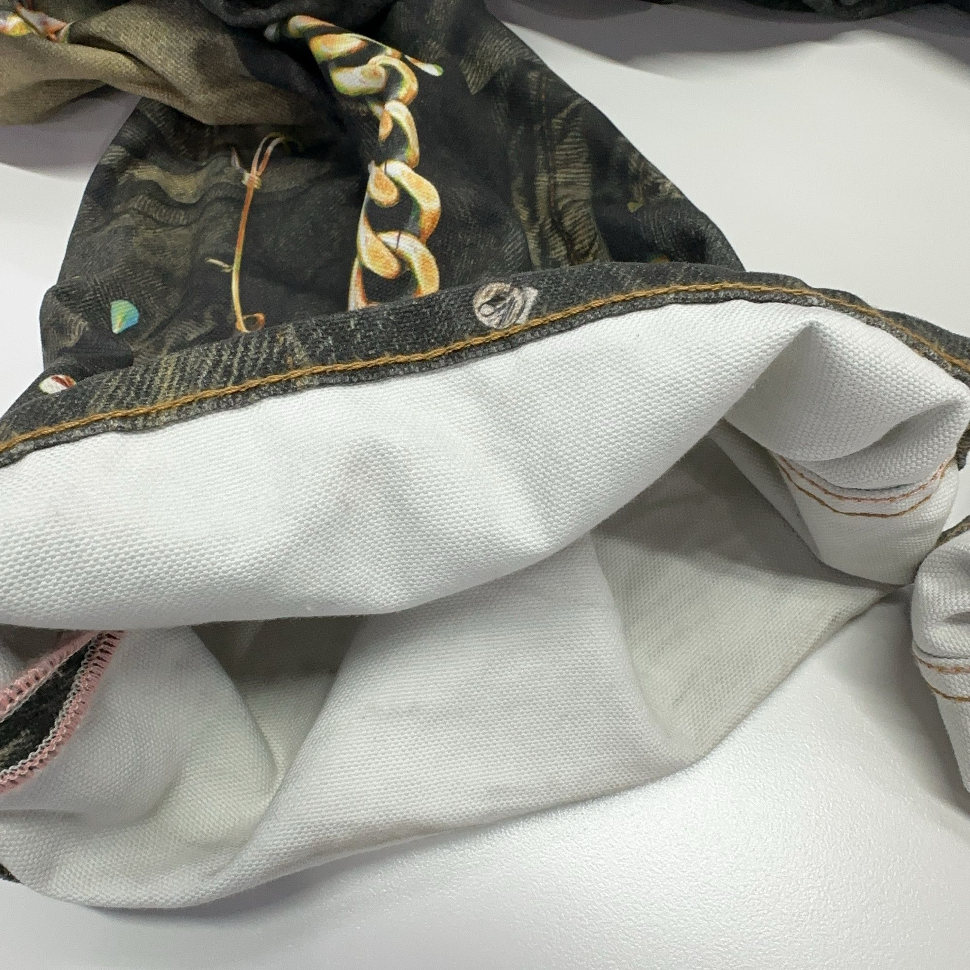 Acne Studios Acne Studios Horse 1981 Chain Print Jeans Size M Size US 32 / EU 48 - 8 Thumbnail