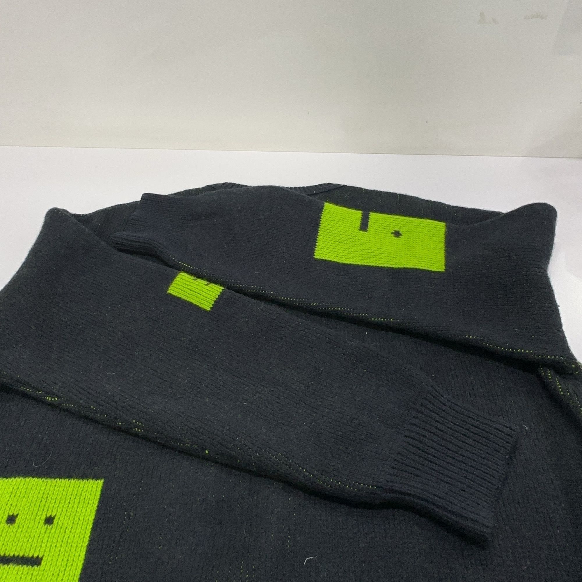 Acne Studios Acne Studios Face Patch Wool Sweater Size XL Size US XL / EU 56 / 4 - 11 Thumbnail