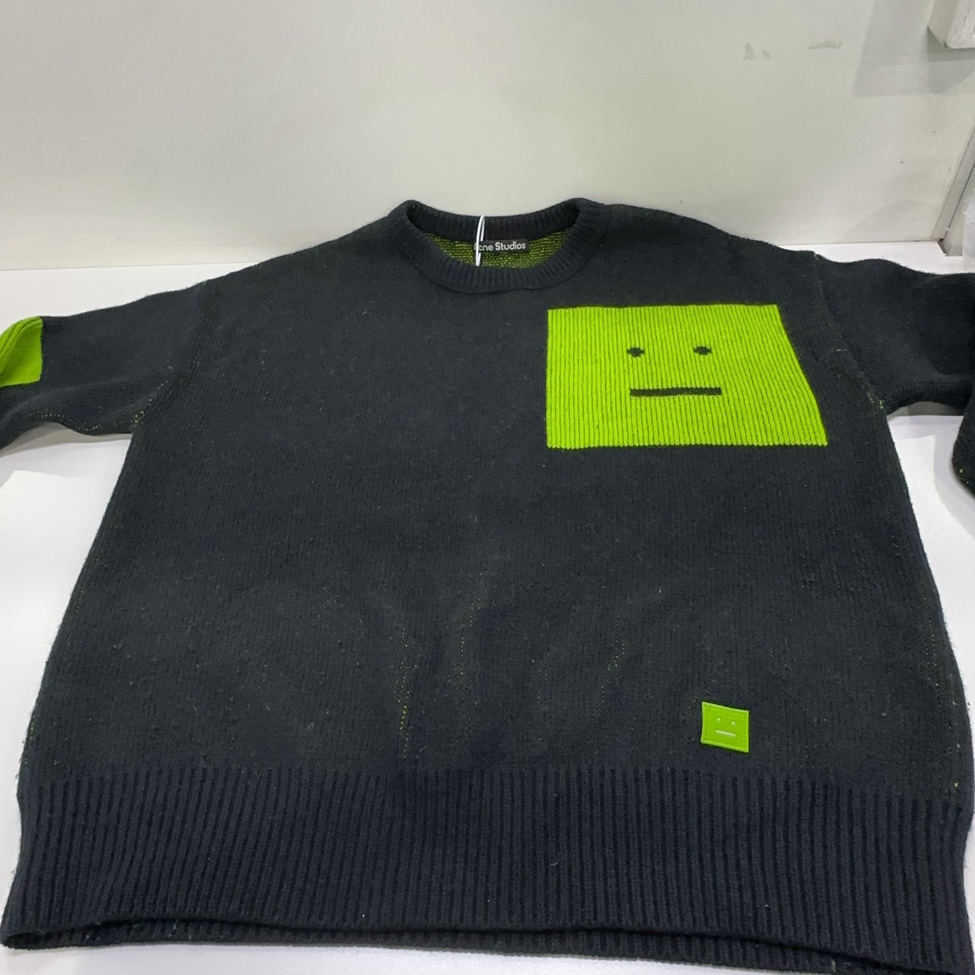 Acne Studios Acne Studios Face Patch Wool Sweater Size XL Size US XL / EU 56 / 4 - 7 Thumbnail