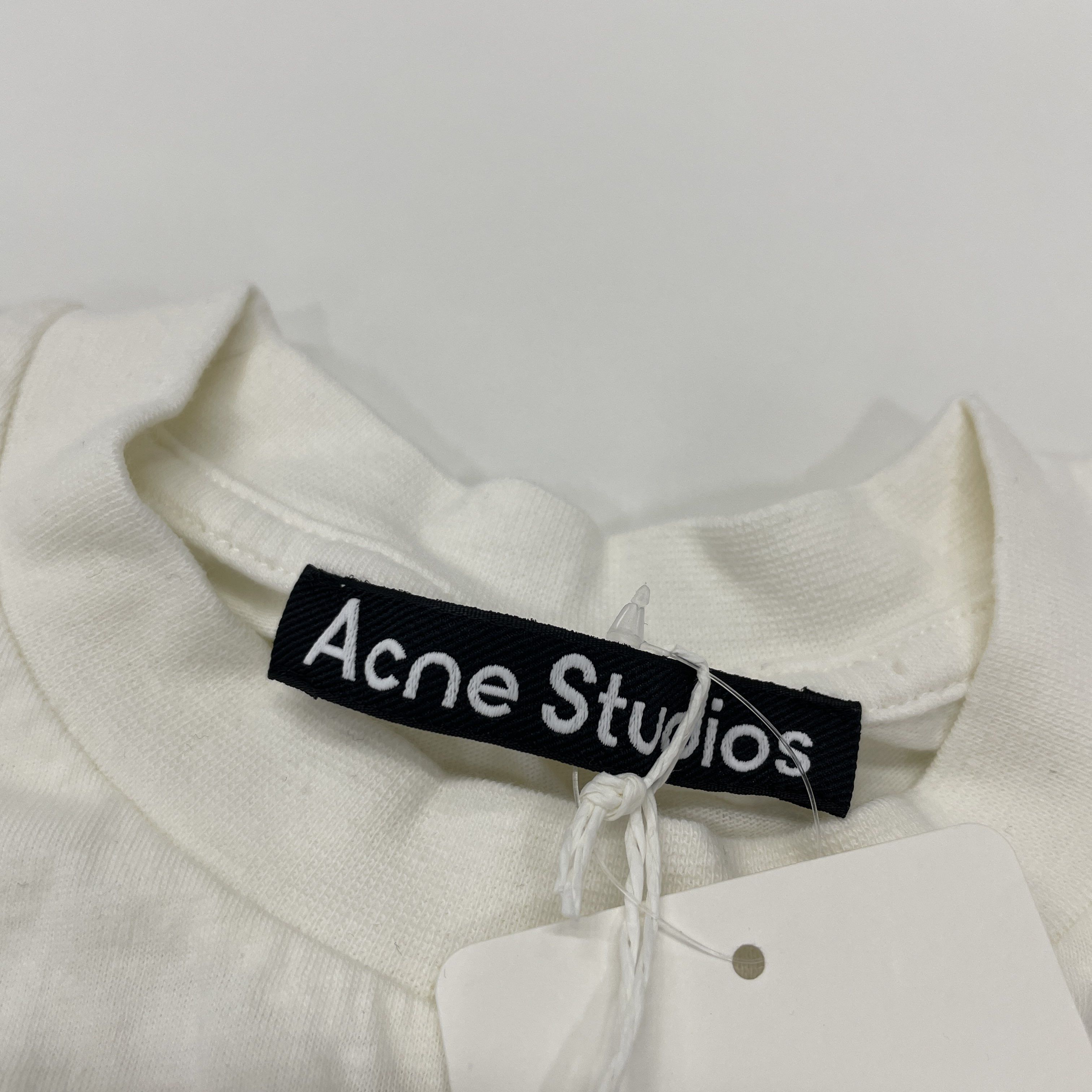 Acne Studios Acne Studios Bear Graphic Print T-Shirt XXS Size US XXS / EU 40 - 4 Thumbnail