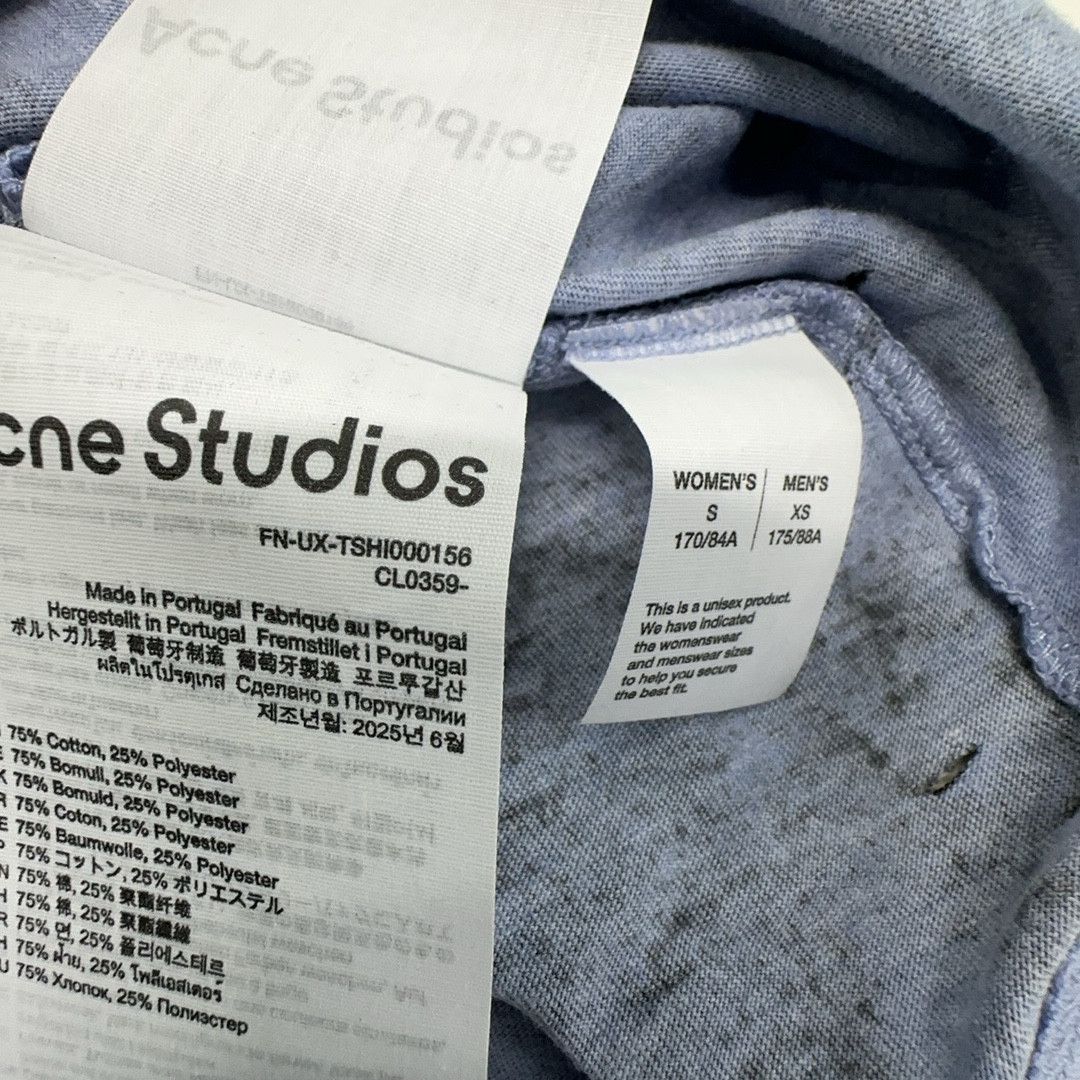 Acne Studios Acne Studios Distressed Button Logo L/S T-Shirt XS Size US XS / EU 42 / 0 - 4 Thumbnail