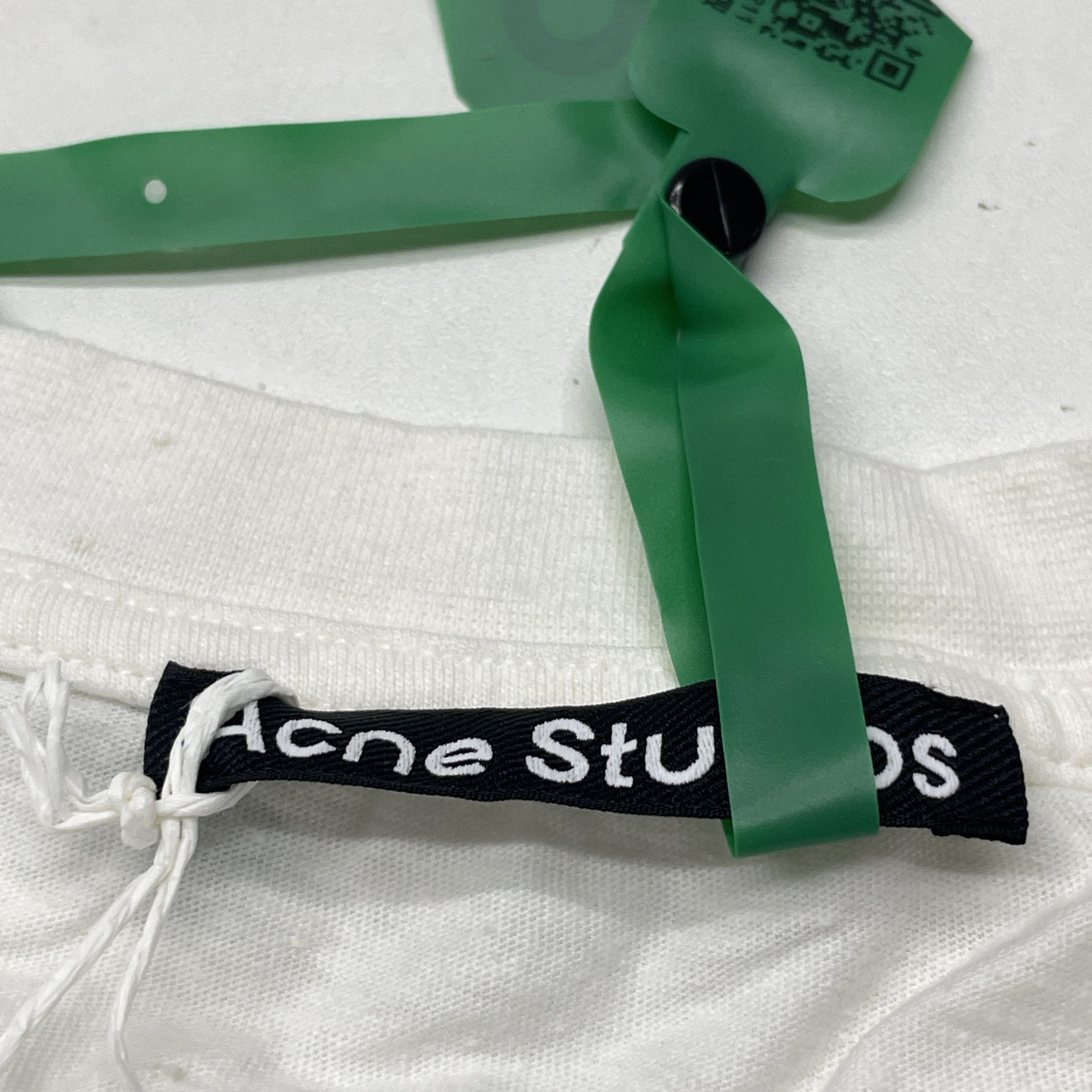 Acne Studios Acne Studios Bear Face Print T-Shirt XL Size US XL / EU 56 / 4 - 4 Thumbnail