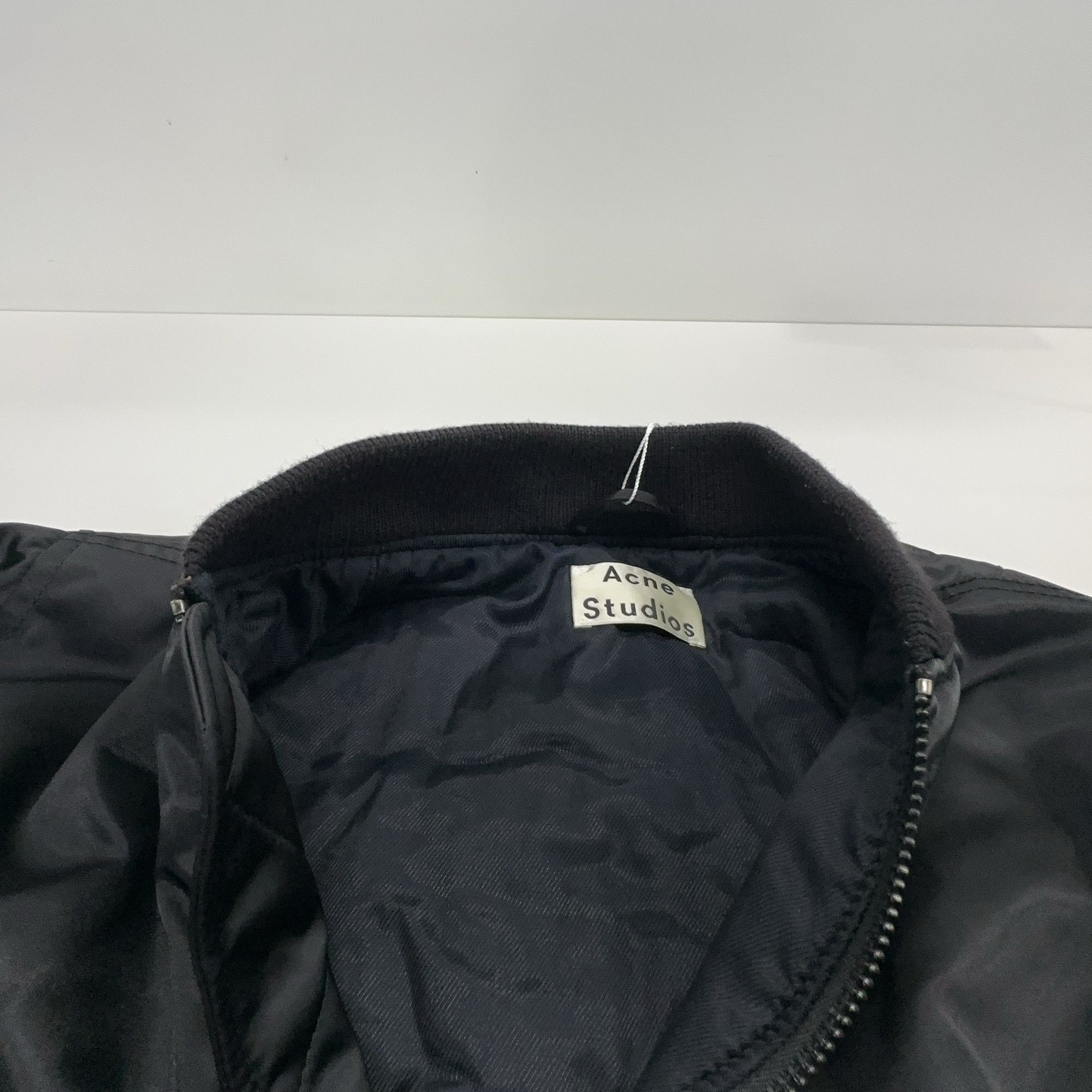 Acne Studios Acne Studios Black Leia Bomber Jacket FR 34 Size XS / US 0-2 / IT 36-38 - 6 Thumbnail