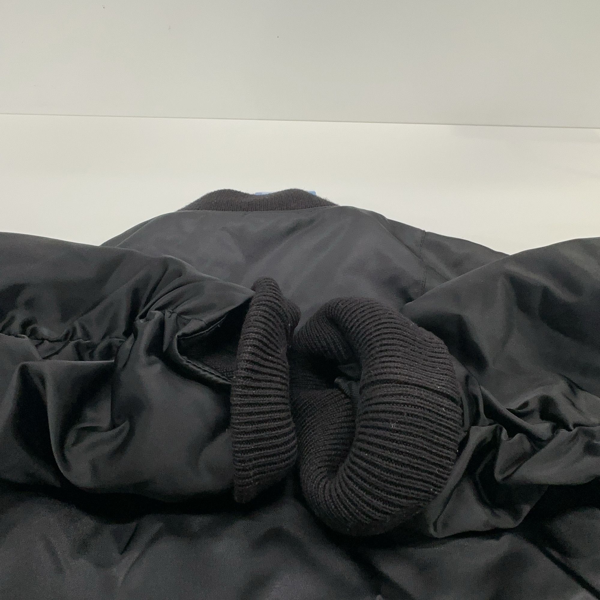 Acne Studios Acne Studios Black Leia Bomber Jacket FR 34 Size XS / US 0-2 / IT 36-38 - 8 Thumbnail