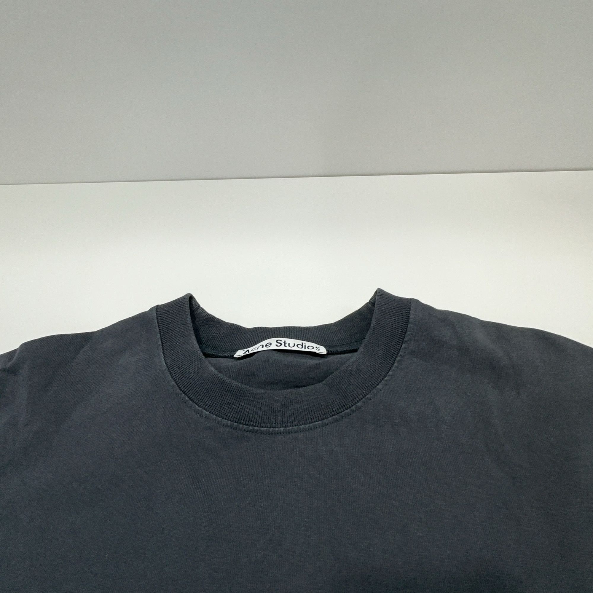 Acne Studios Acne Studios Logo Long Sleeve T-Shirt M Size US M / EU 48-50 / 2 - 7 Thumbnail