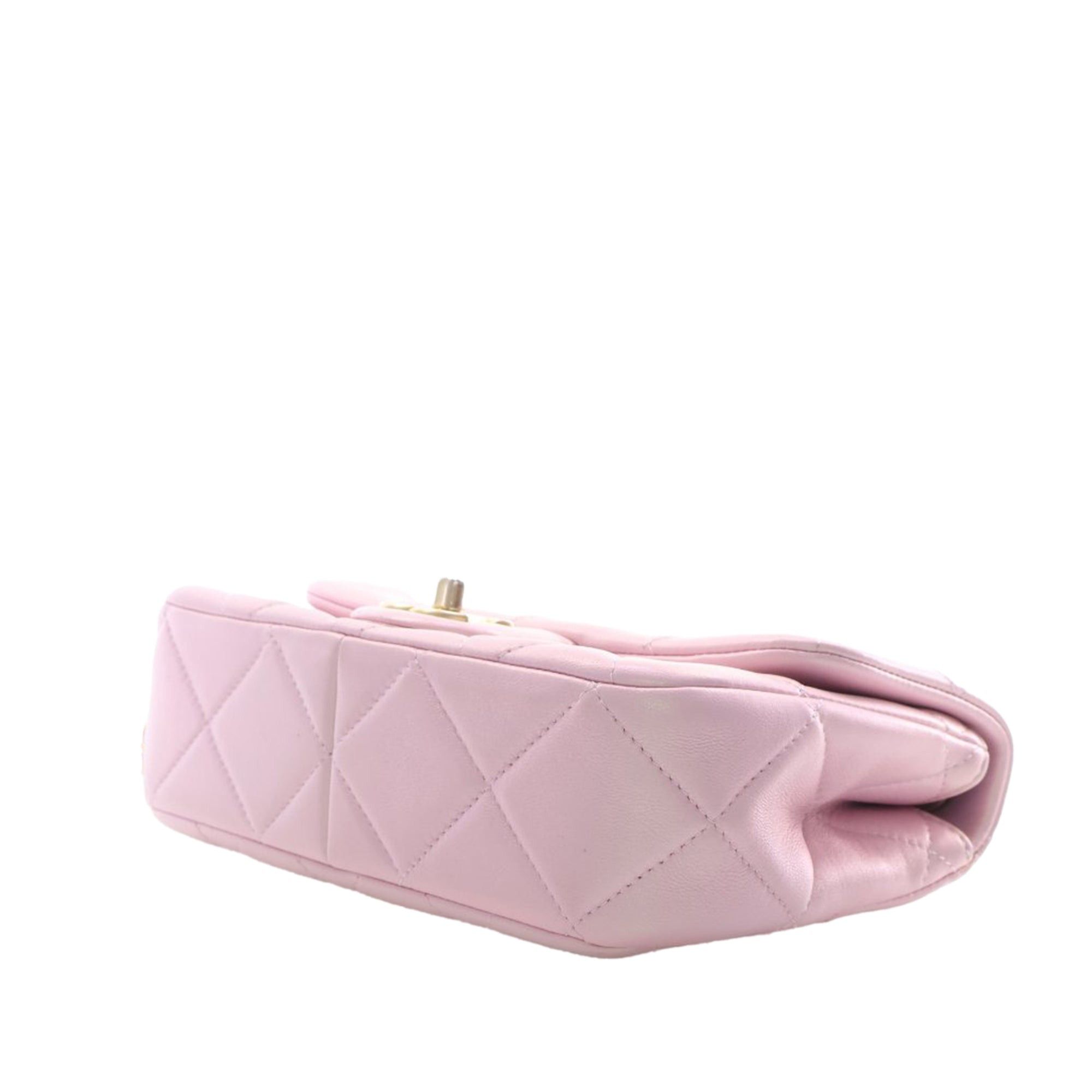 Chanel Mini Quilted Iridescent Lambskin Pearly Flap Size ONE SIZE - 8 Thumbnail