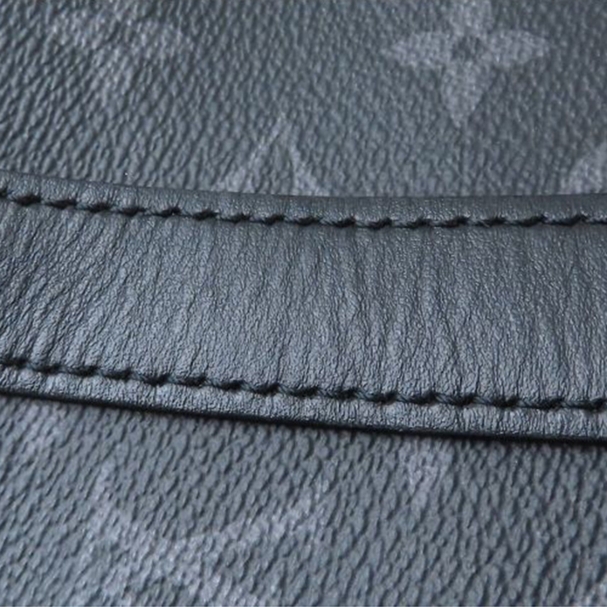 Louis Vuitton Monogram Eclipse Keepall Bandouliere 35 Size ONE SIZE - 16 Thumbnail