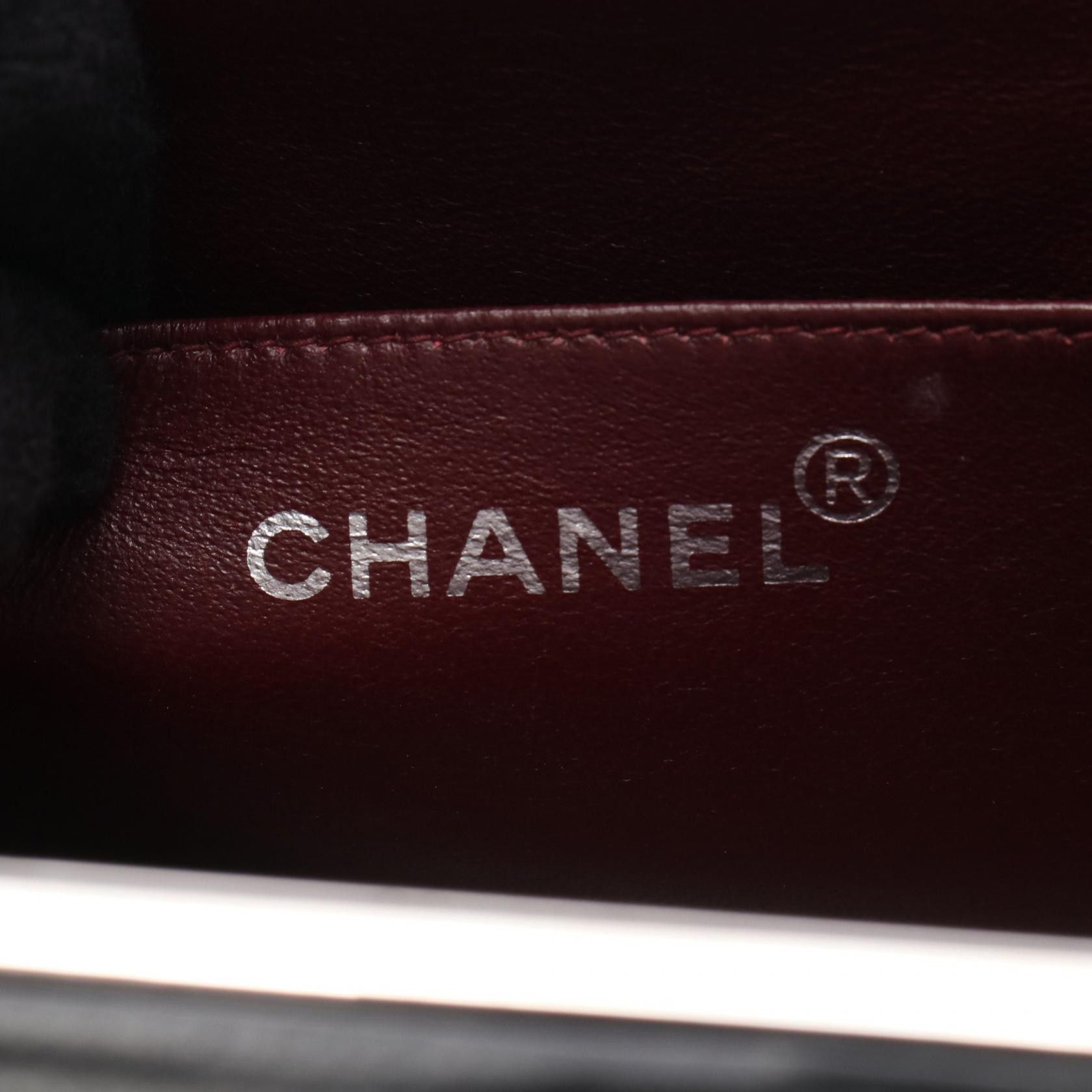 Chanel Chanel Chanel Matelasse Lambskin Handbag Leather Handbag DUTY FREE for USA Size ONE SIZE - 4 Thumbnail