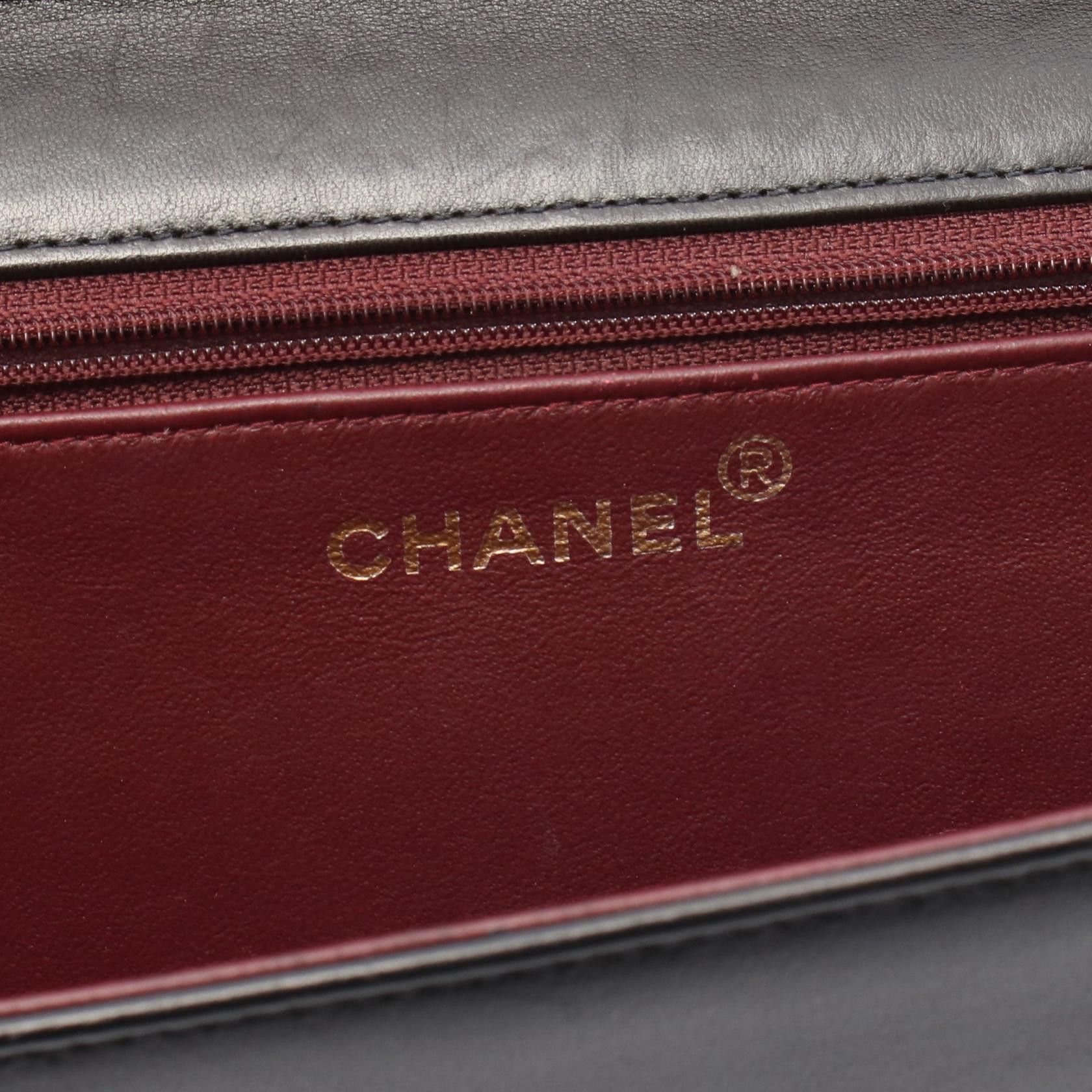 Chanel Chanel CHANEL Matelasse Lambskin Shoulder Bag Leather Shoulder Bag DUTY FREE for USA Size ONE SIZE - 4 Thumbnail