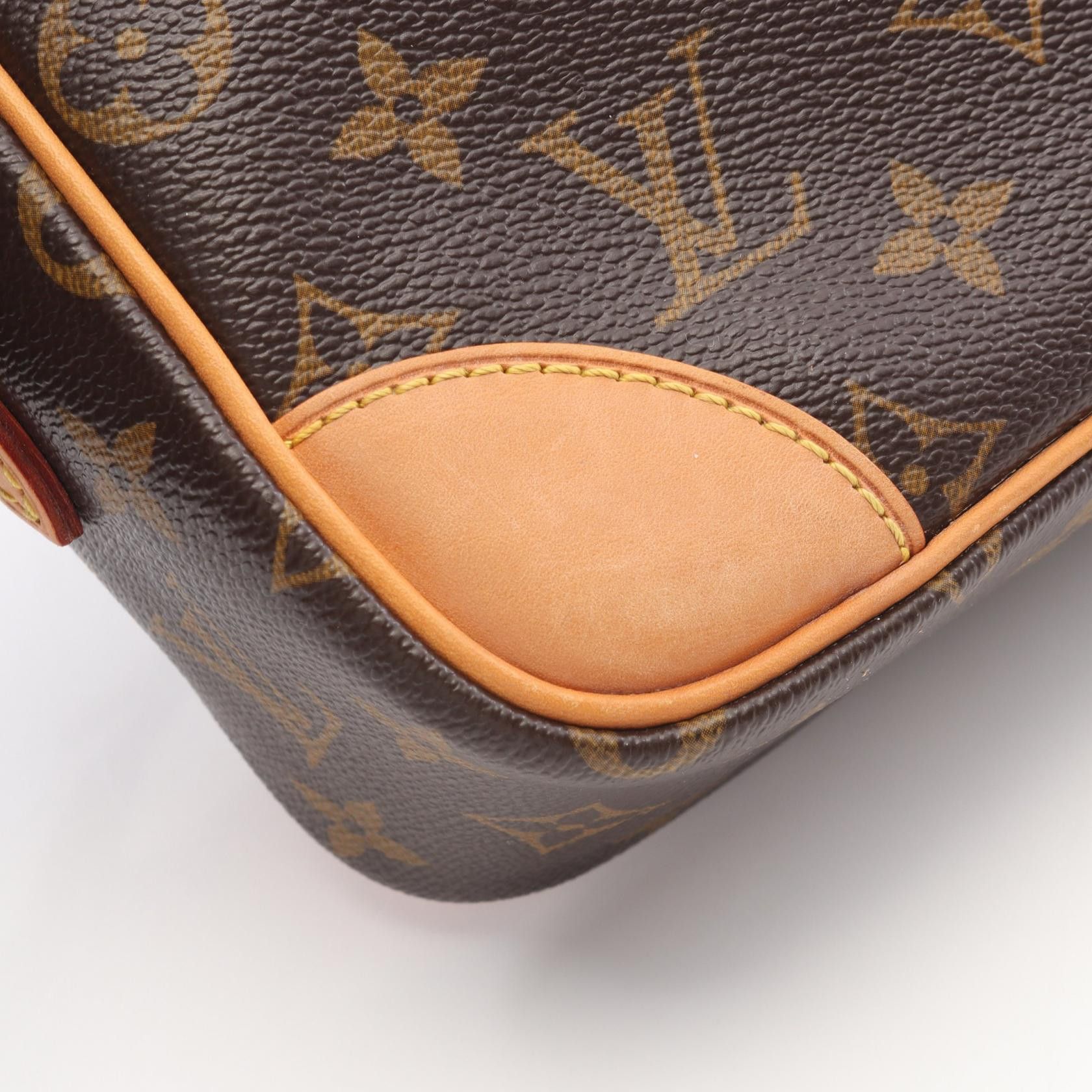Louis Vuitton Louis Vuitton Louis Vuitton Trocadero 27 Monogram Coated Canvas Shoulder Bag Textile Shoulder Bag M51274 DUTY FREE for USA Size ONE SIZE - 8 Thumbnail