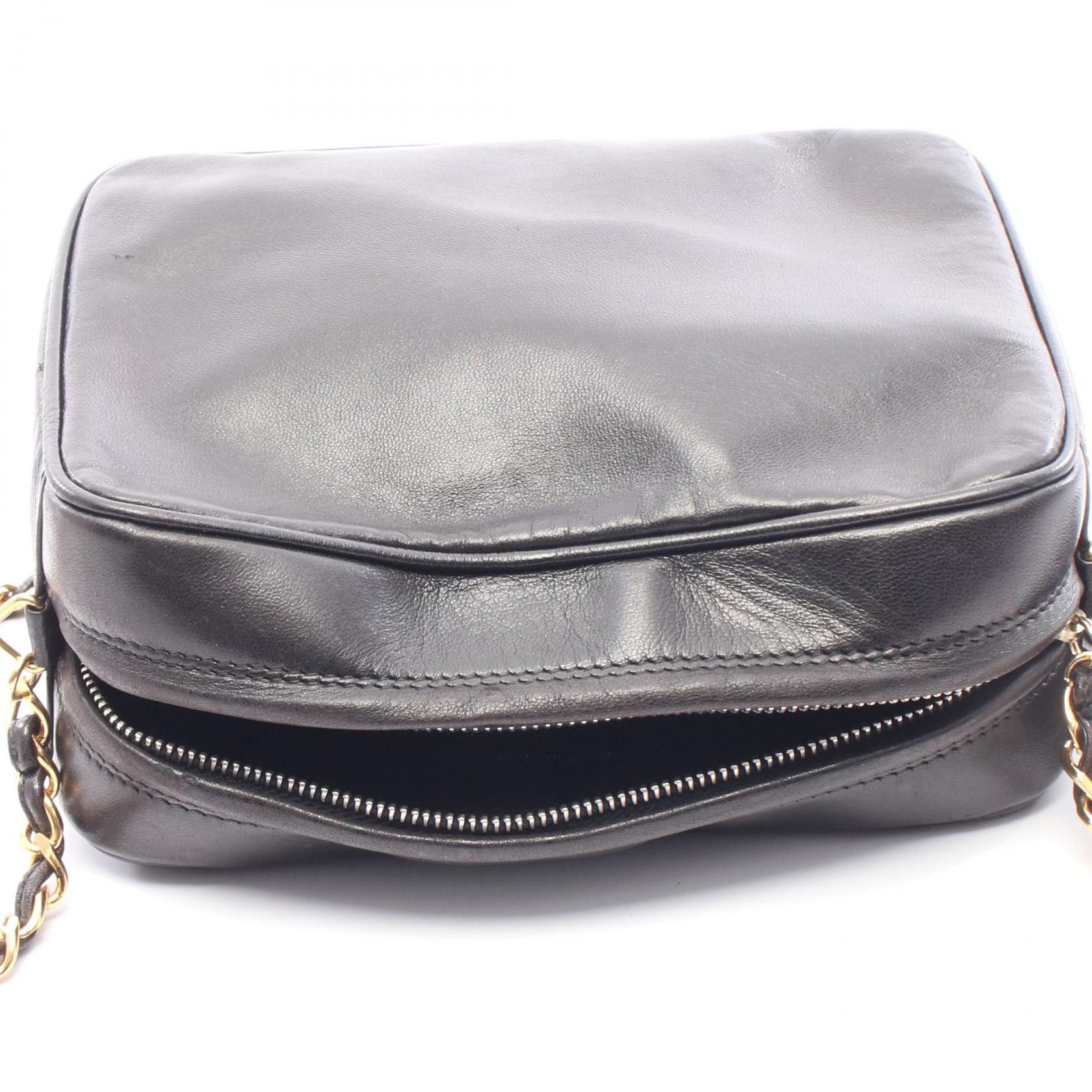 Chanel Chanel Chanel Triple Coco Mark Lambskin Shoulder Bag Leather Shoulder Bag DUTY FREE for USA Size ONE SIZE - 8 Thumbnail