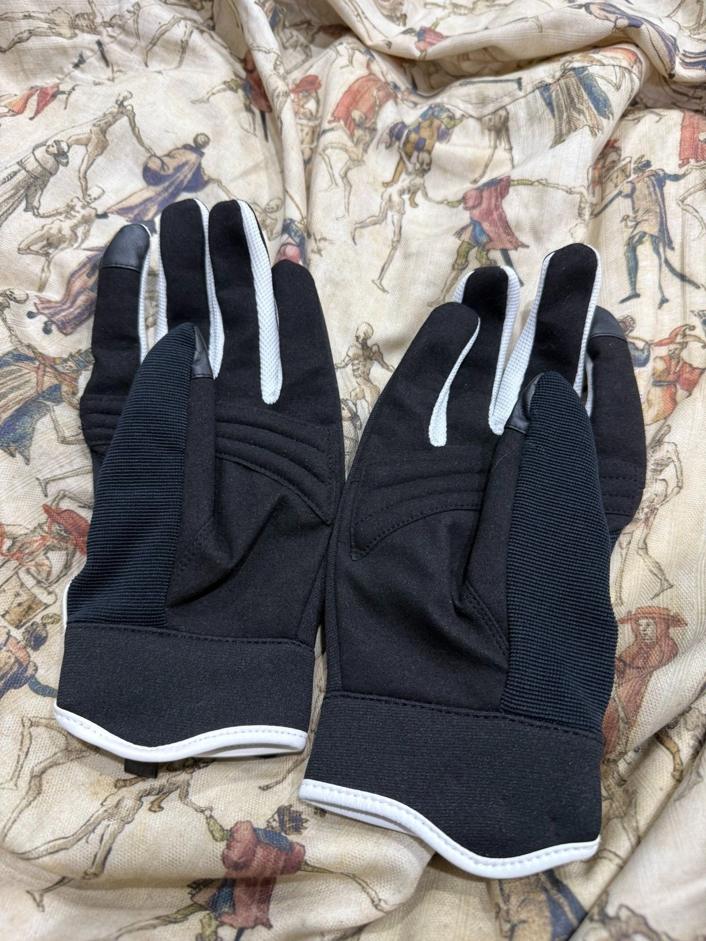 Undercover UNDERCOVER HAL Laboratories Rivet Moto Gloves Size ONE SIZE - 2 Thumbnail