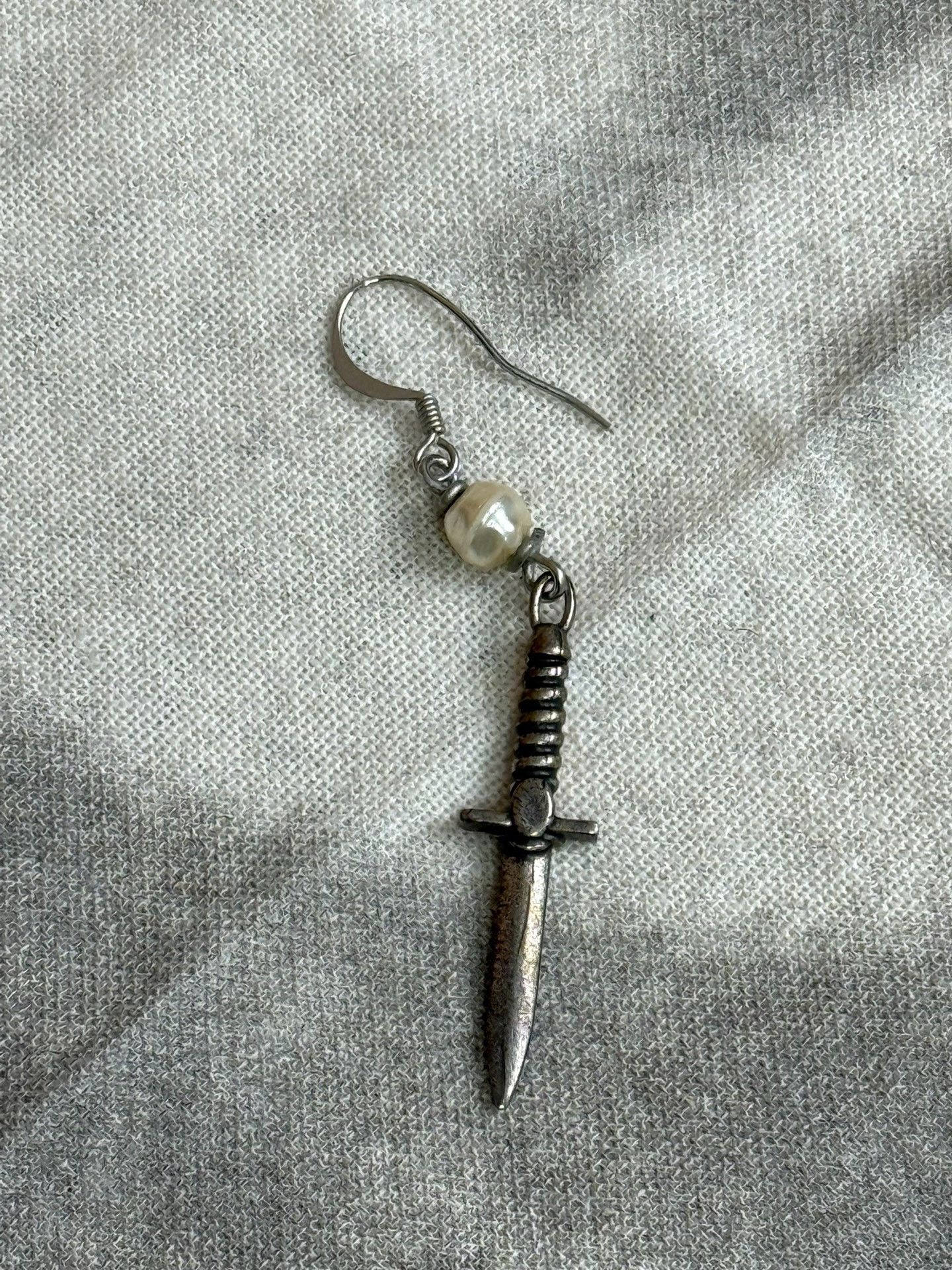 Dries Van Noten Dries van Noten Sword Pearl Earrings Size ONE SIZE - 2 Thumbnail