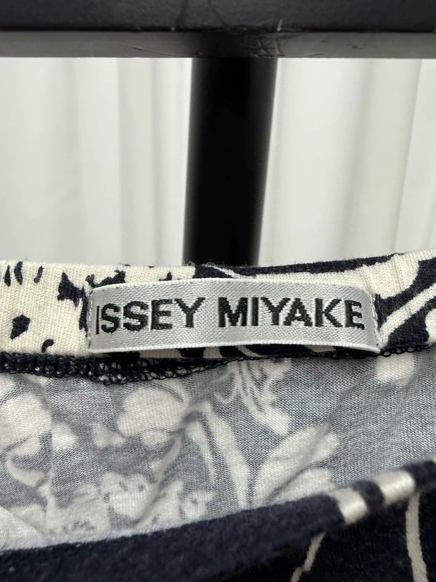 Issey Miyake Issey Miyake 04SS Patterned Cotton Asymmetric Dress Size 25" / US 0 / IT 36 - 3 Thumbnail