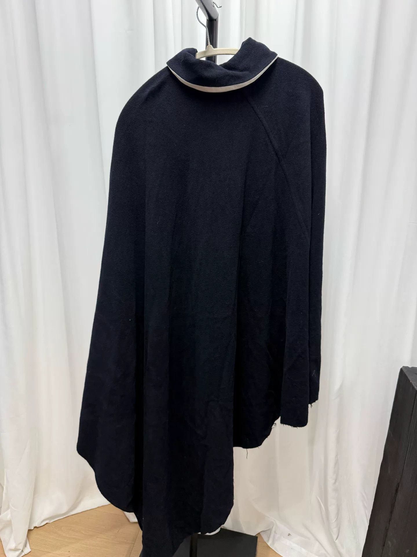 Yohji Yamamoto Yohji Yamamoto Archive Asymmetric Cape Coat Size US M / EU 48-50 / 2 - 7 Thumbnail