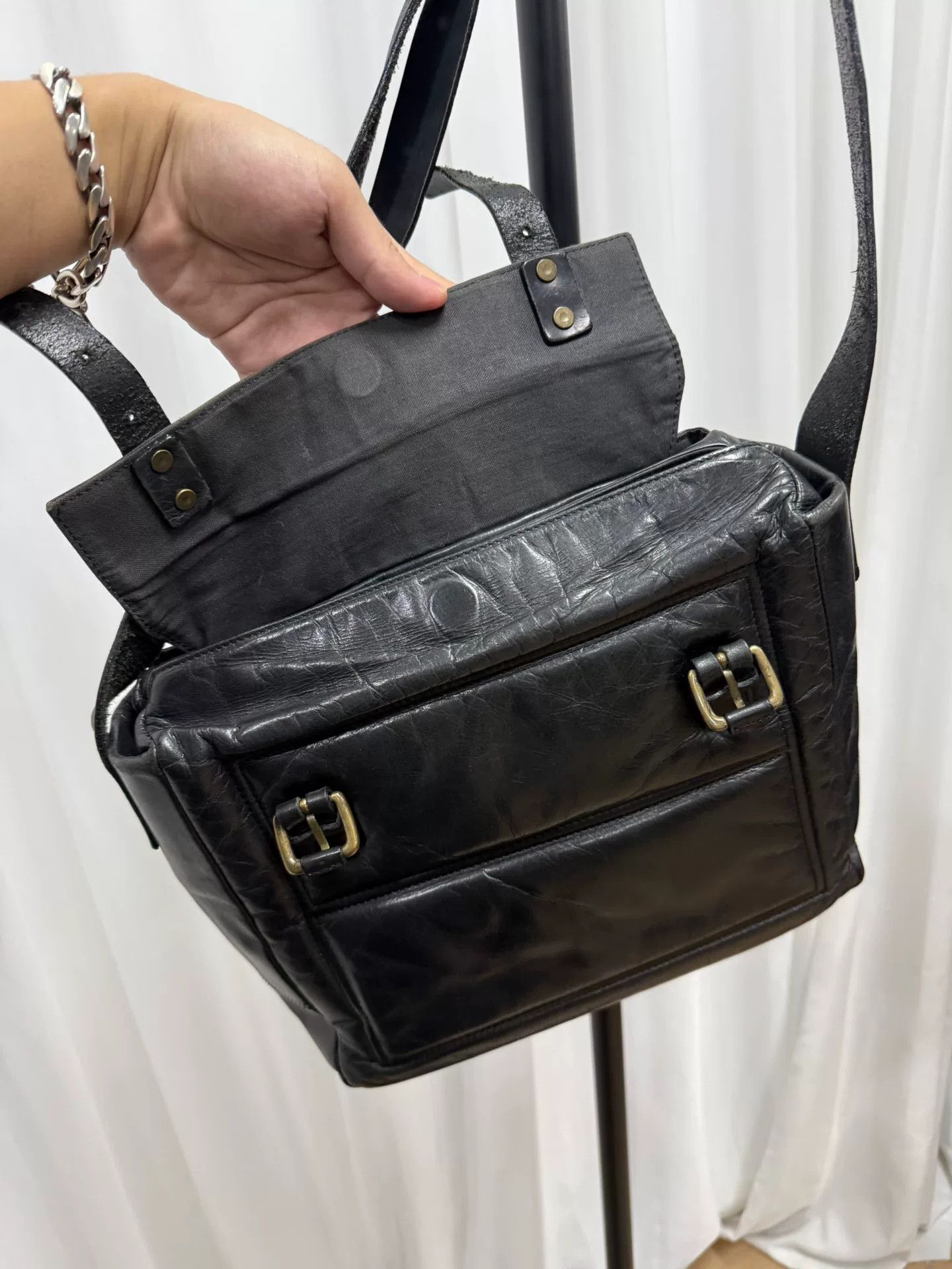 Dries Van Noten Dries Van Noten Waxed Leather Messenger Bag Size ONE SIZE - 7 Thumbnail