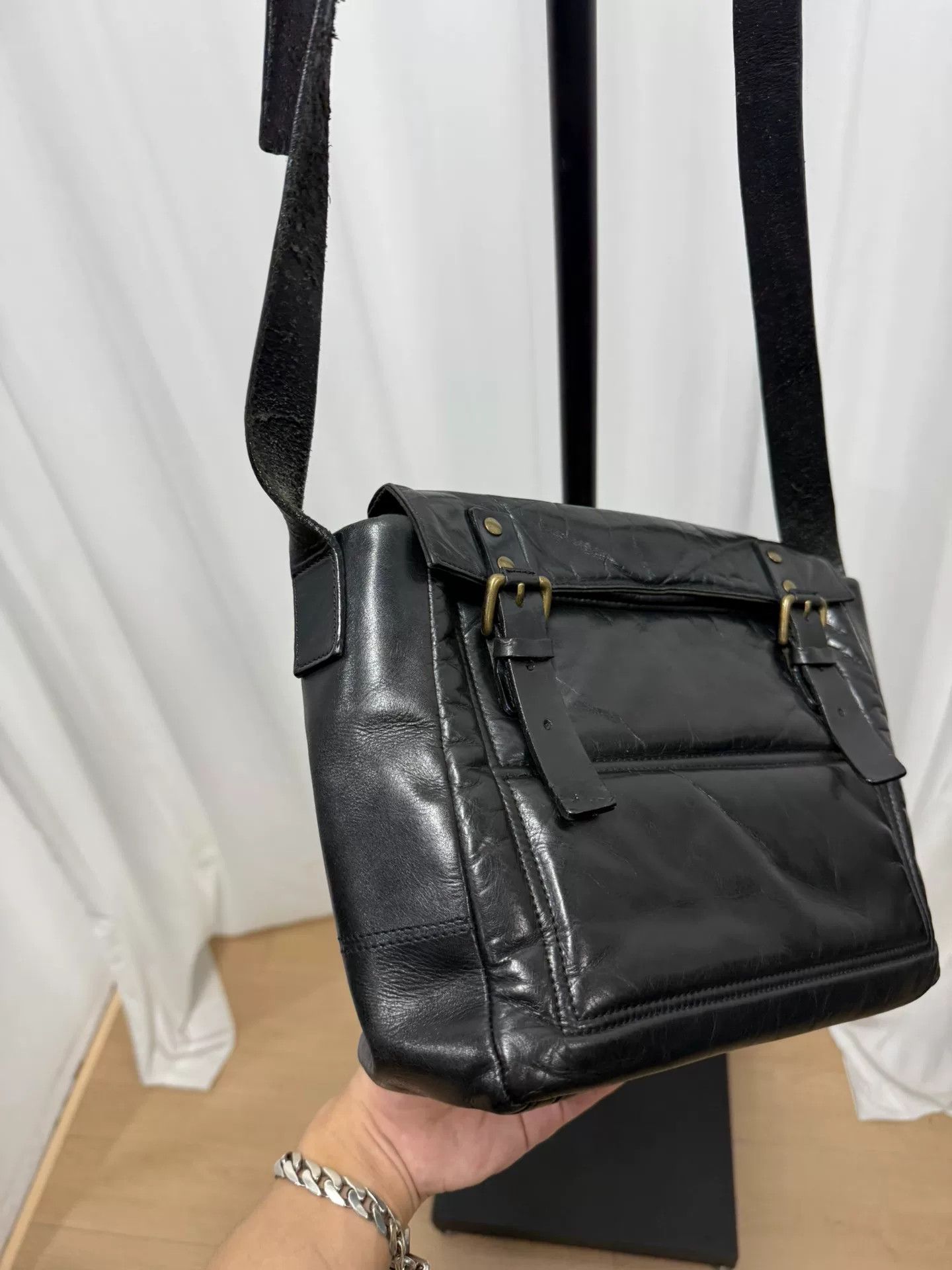 Dries Van Noten Dries Van Noten Waxed Leather Messenger Bag Size ONE SIZE - 4 Thumbnail