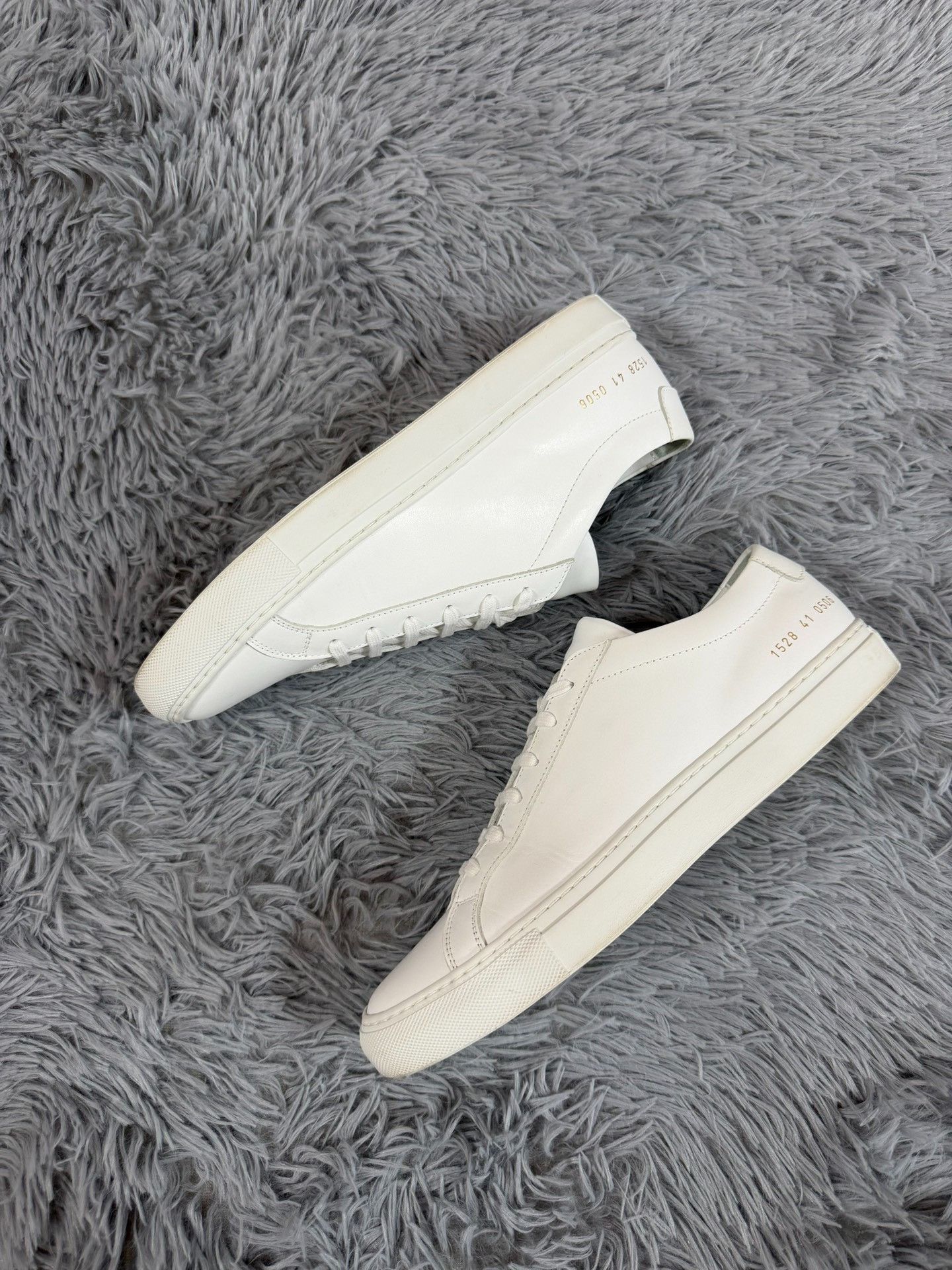 Common Projects Common Projects White Lowtop Sneakers 8 Men Size US 8 / EU 41 - 2 Thumbnail