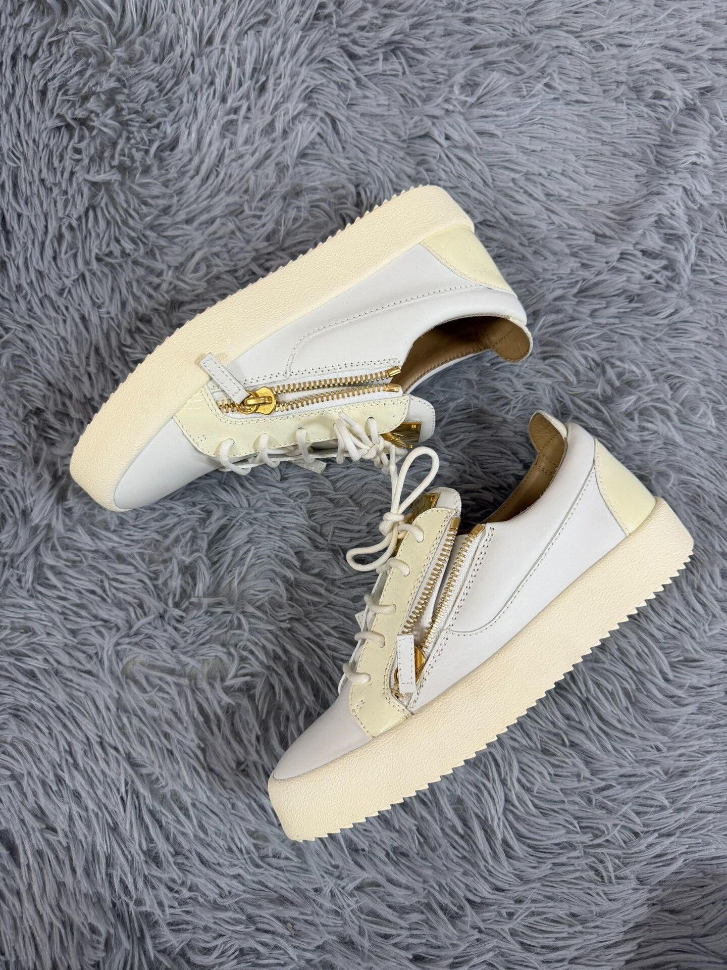 Giuseppe Zanotti Giuseppe Zanotti Casual White Lowtop Sneakers 7 Men Size US 7 / EU 40 - 2 Thumbnail
