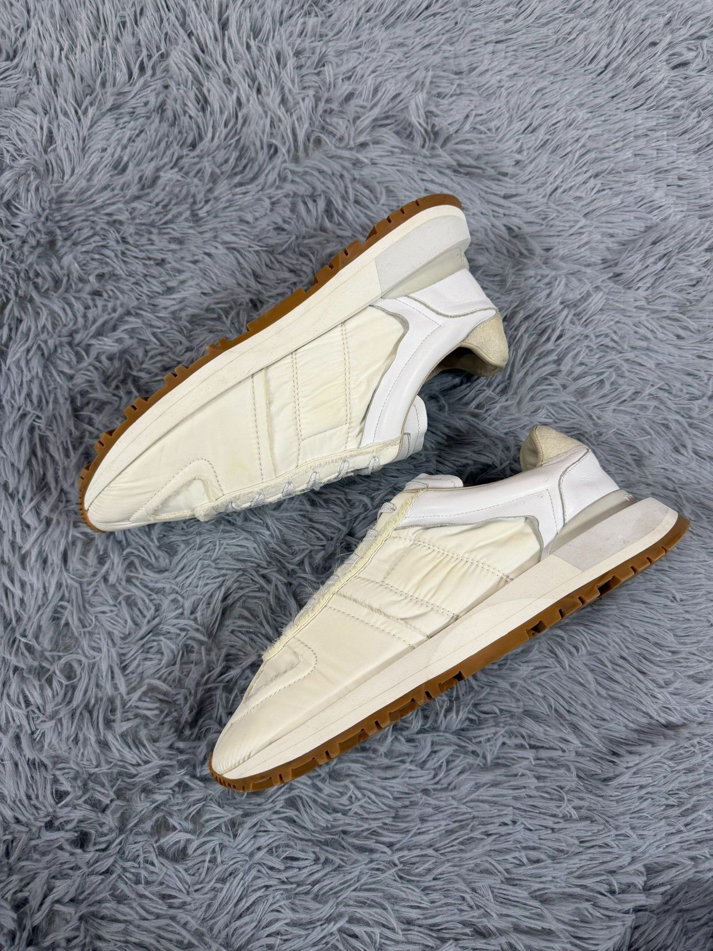 Maison Margiela Maison Margiela Lowtop Sneakers 10 Men Size US 10 / EU 43 - 2 Thumbnail