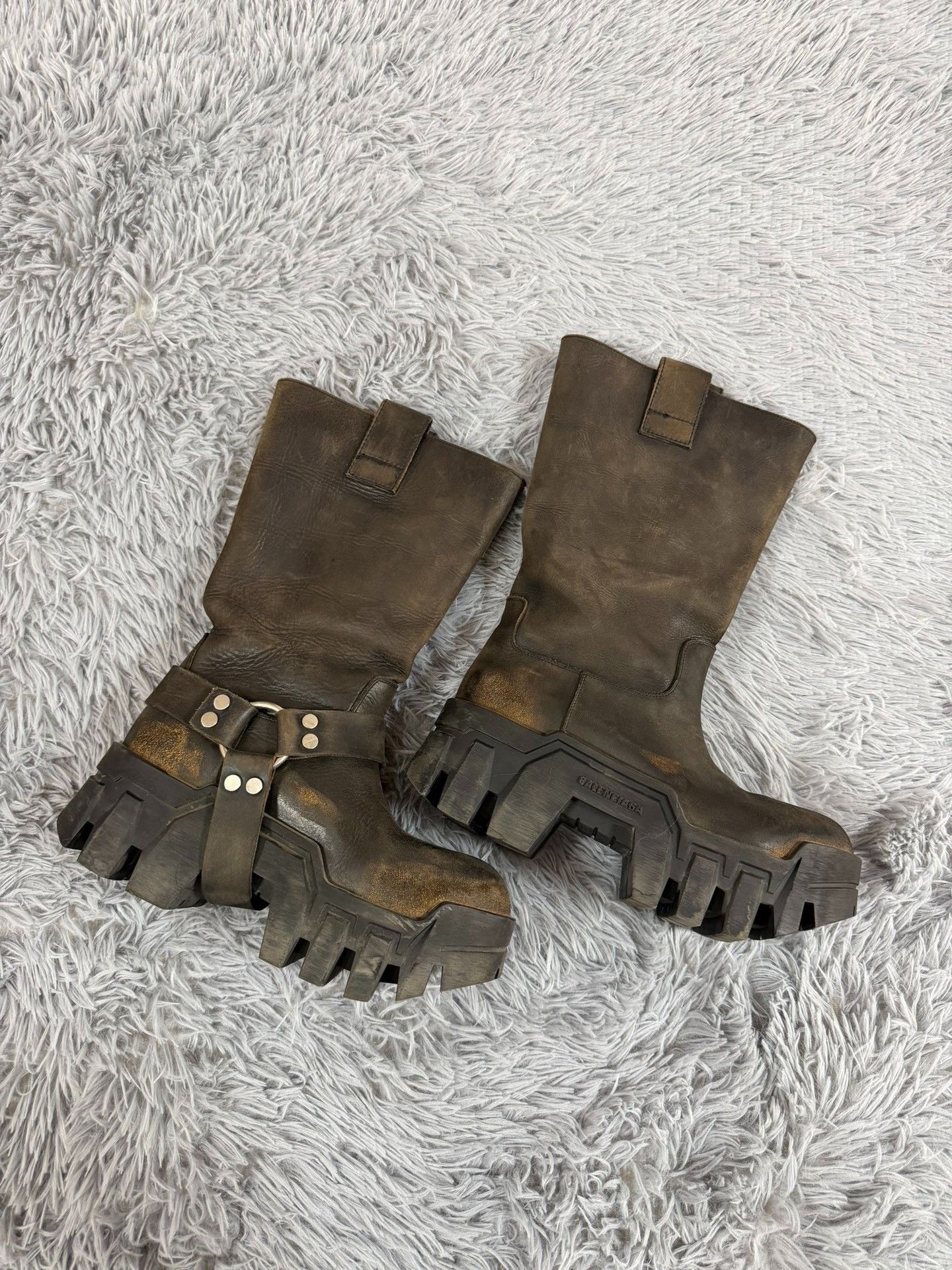 Balenciaga Balenciaga Distressed Boots us_10 Women Size US 10 / IT 40 - 2 Thumbnail