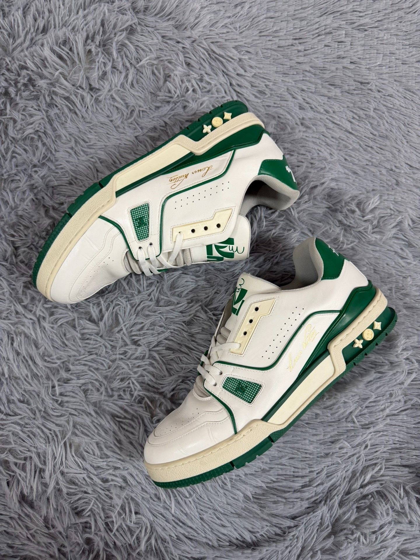 Louis Vuitton Louis Vuitton Training Green Lowtop Sneakers 8.5 Men Size US 8.5 / EU 41-42 - 2 Thumbnail