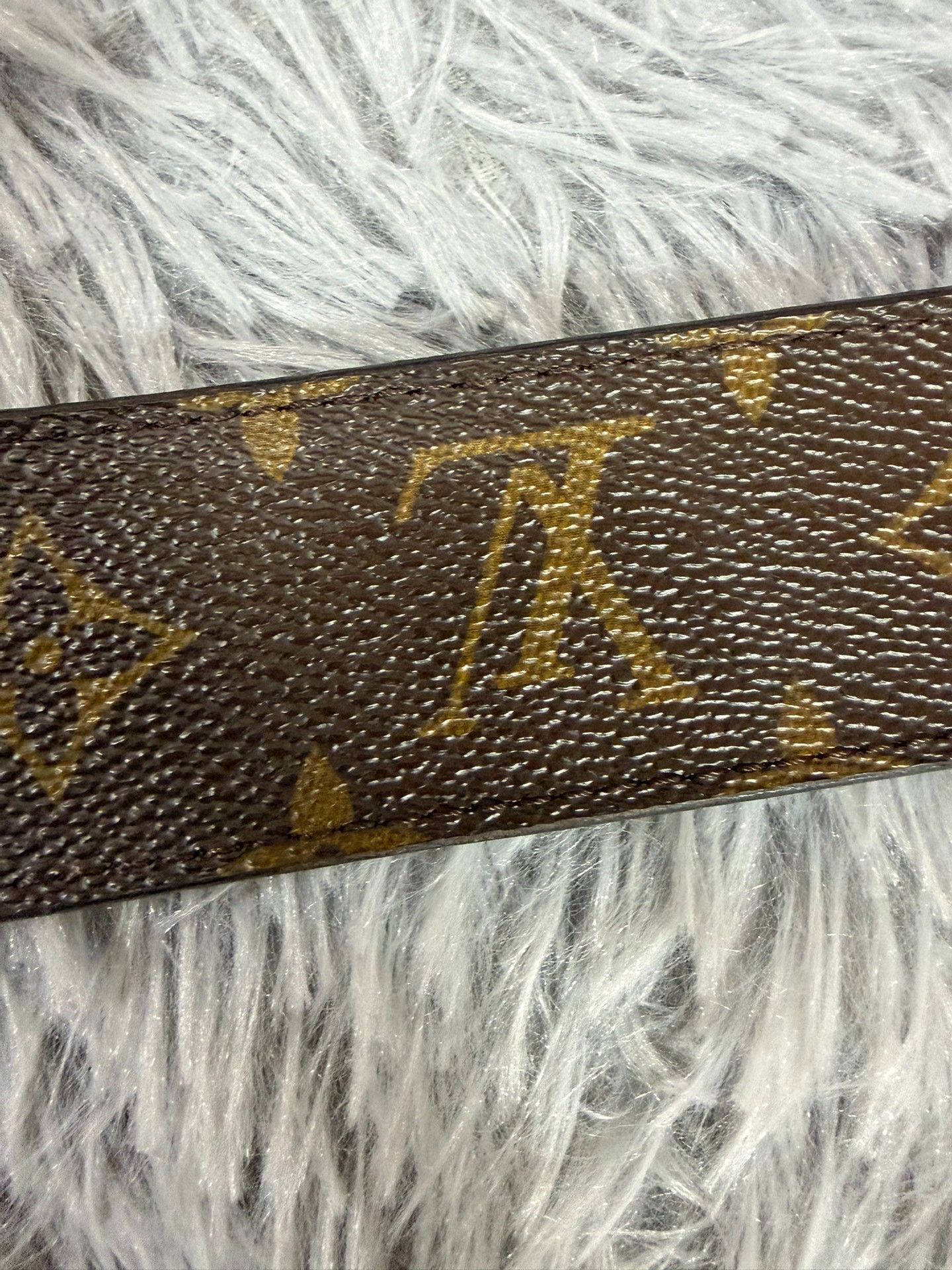 Louis Vuitton Louis Vuitton Metallic Gold Belt one size Men Size ONE SIZE - 4 Thumbnail