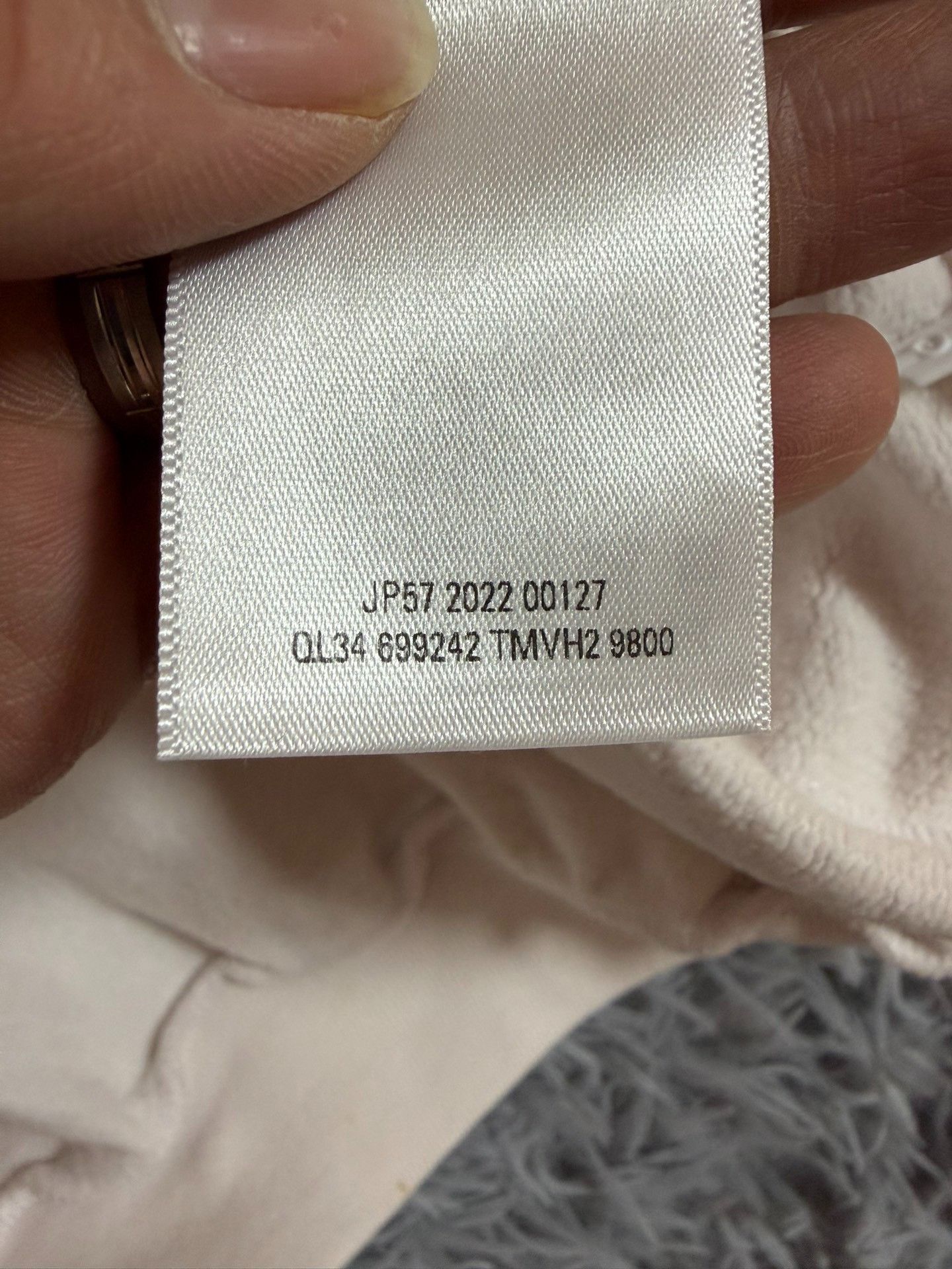 Balenciaga Balenciaga Retro Embroidered White Hoodie l Men Size US L / EU 52-54 / 3 - 4 Thumbnail