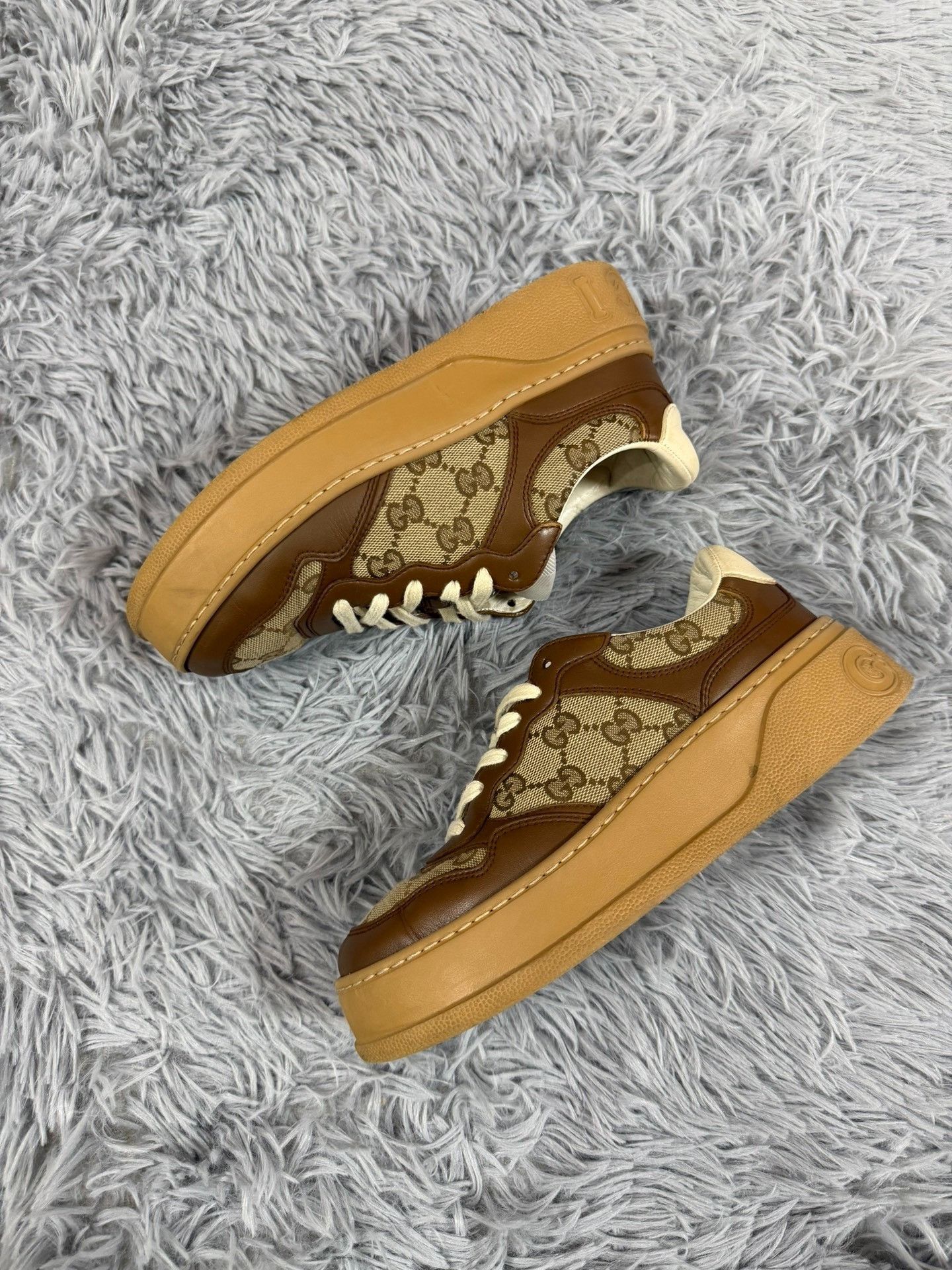 Gucci Gucci Brown Lowtop Sneakers us_6 Women Size US 6 / IT 36 - 2 Thumbnail