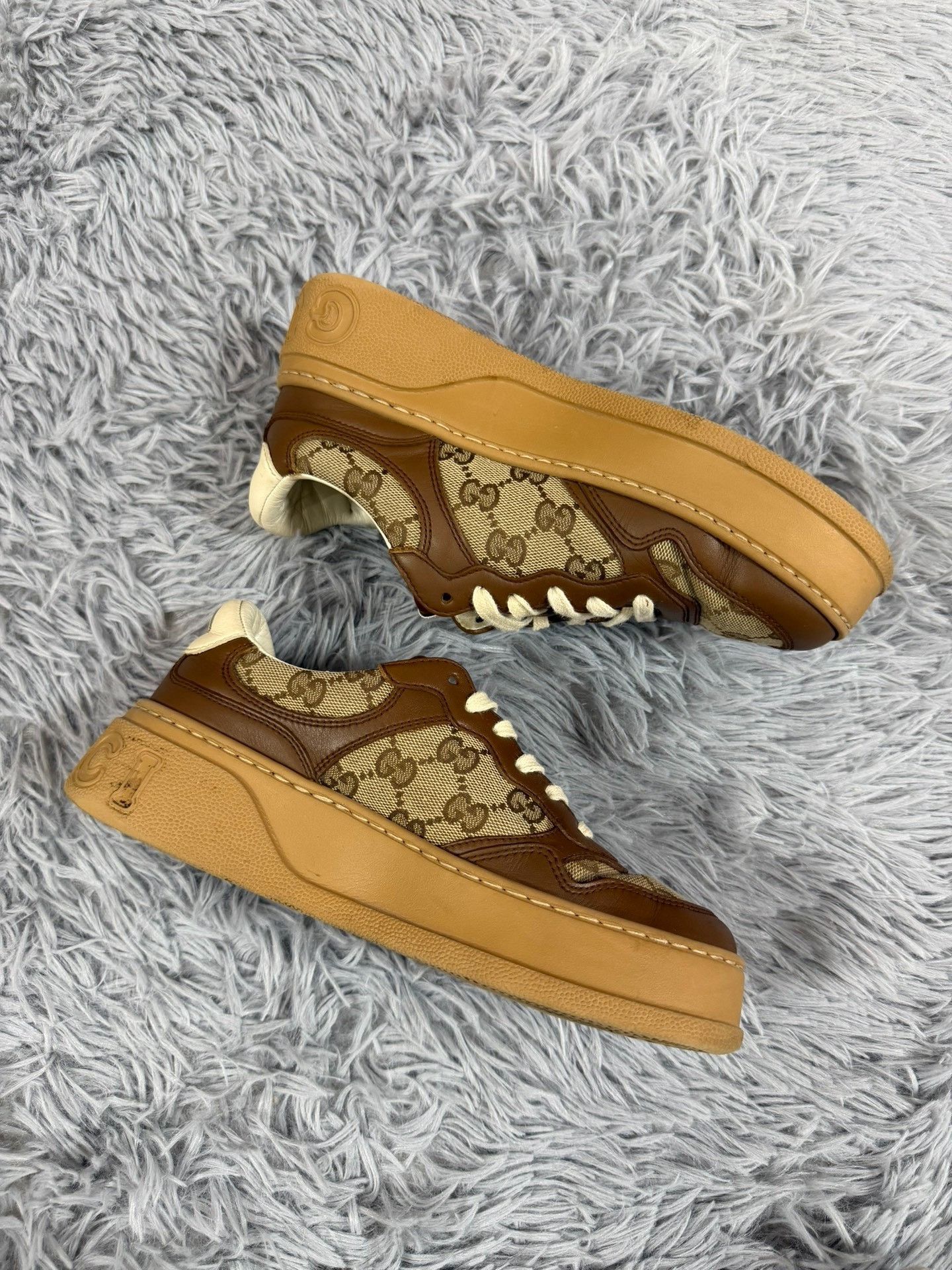 Gucci Gucci Brown Lowtop Sneakers us_6 Women Size US 6 / IT 36 - 3 Thumbnail