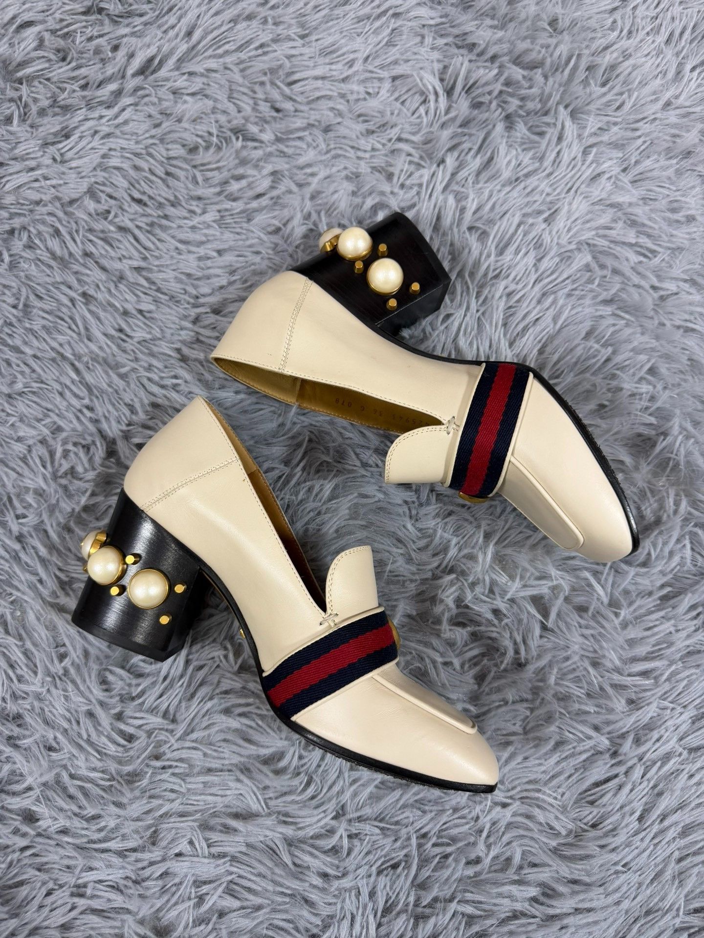 Gucci Gucci Leather White Lowtop Sneakers us_6 Women Size US 6 / IT 36 - 3 Thumbnail