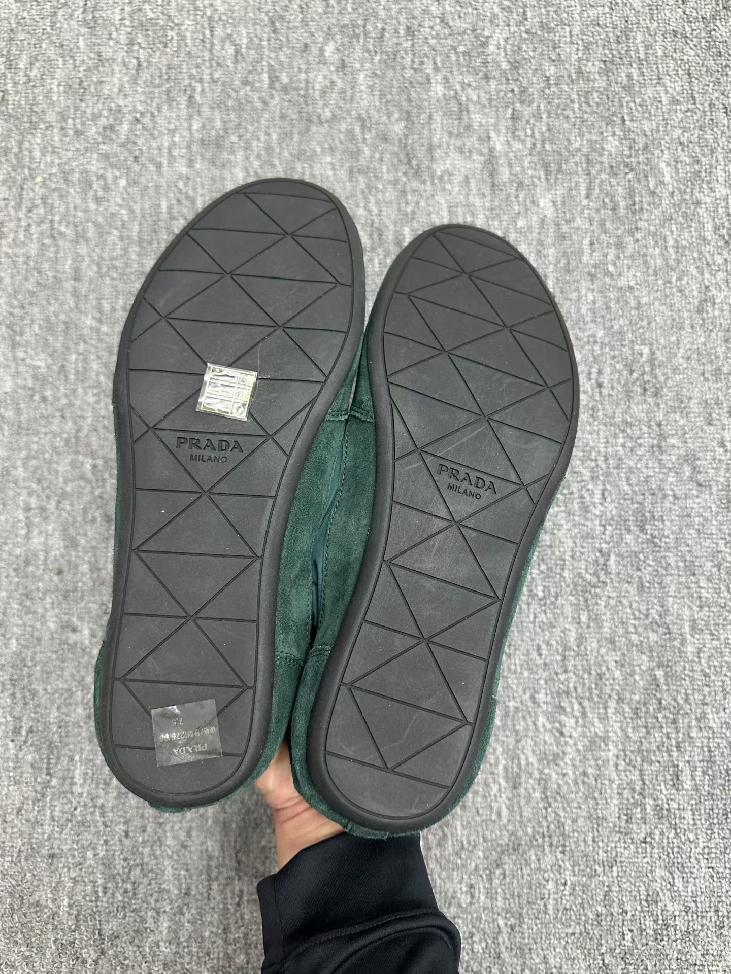 Prada Prada Nylon Lowtop Sneakers 8.5 Men Size US 8.5 / EU 41-42 - 5 Thumbnail