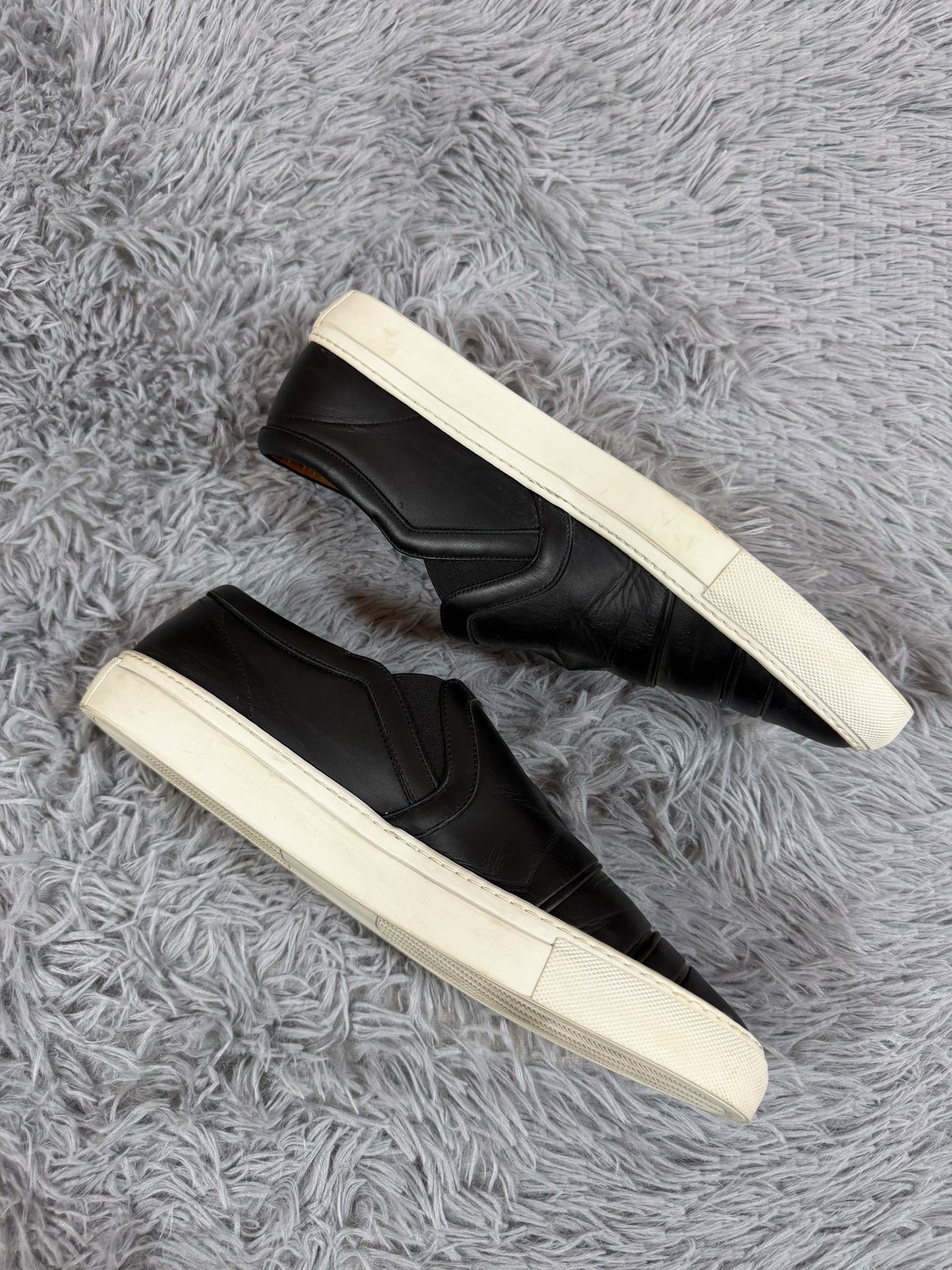 Givenchy Givenchy Black Lowtop Sneakers 11 Men Size US 11 / EU 44 - 3 Thumbnail