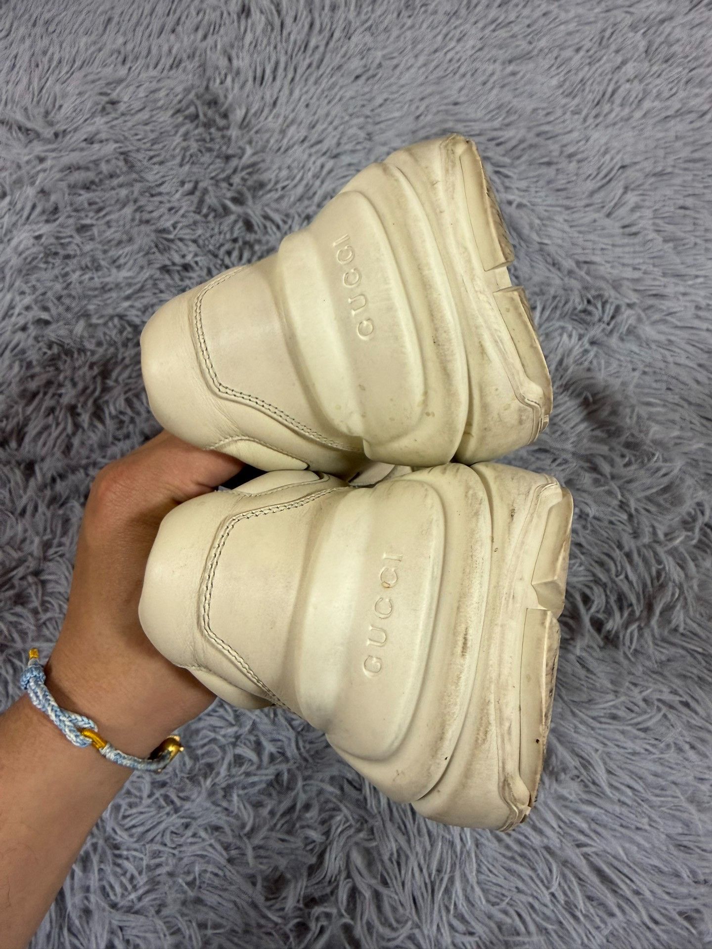 Gucci Gucci Distressed Lowtop Sneakers 8 Men Size US 8 / EU 41 - 4 Thumbnail