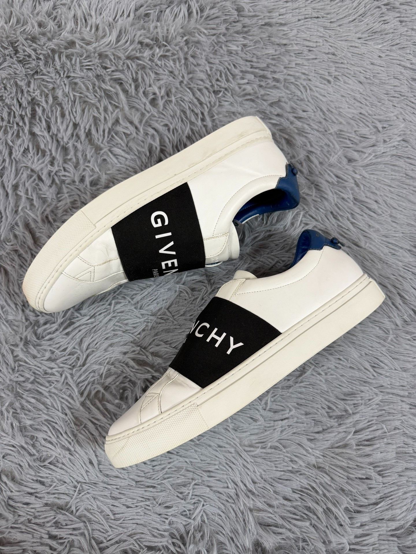 Givenchy Givenchy Retro White Lowtop Sneakers 9 Men Size US 9 / EU 42 - 2 Thumbnail