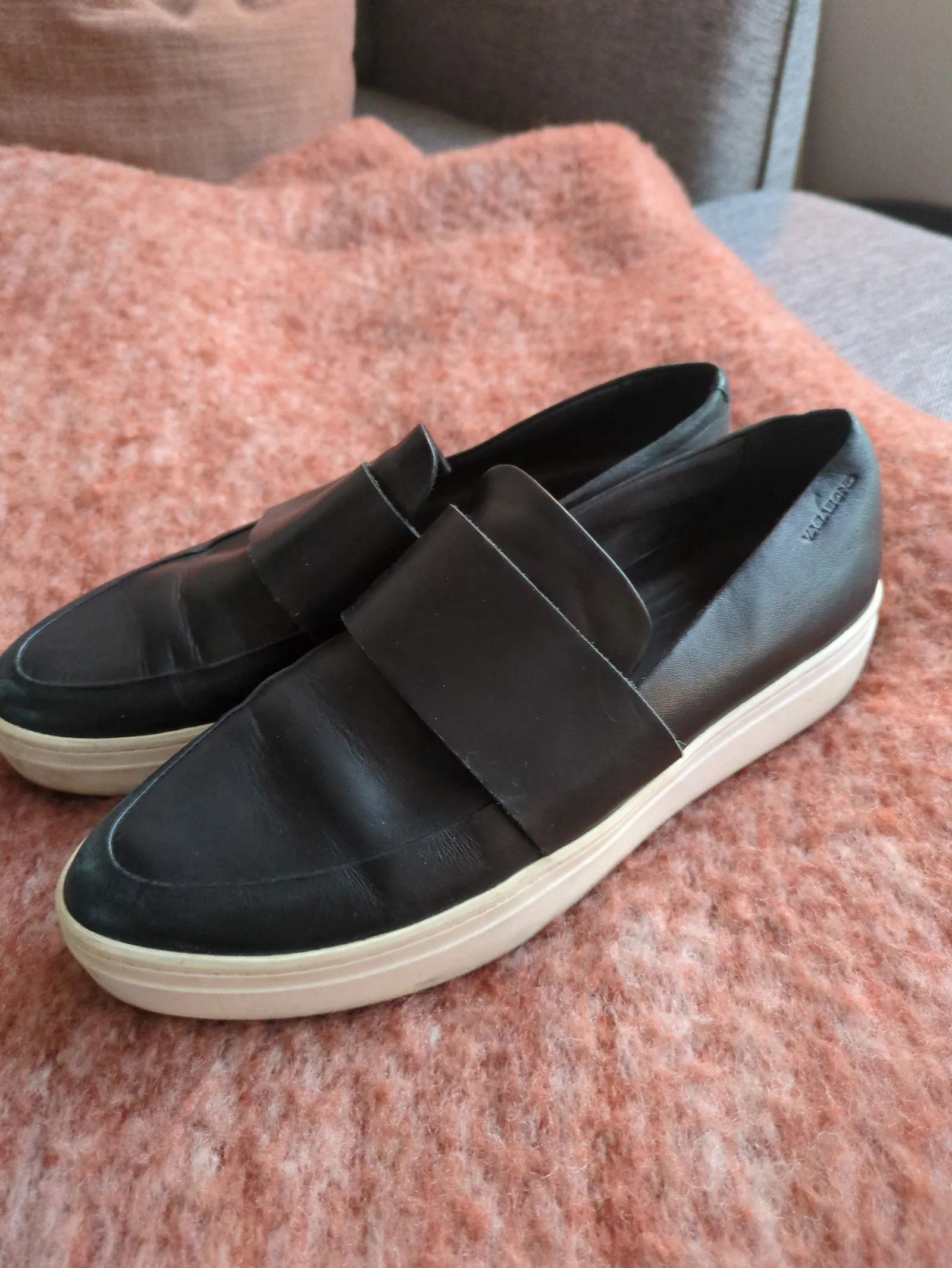 Vagabond Vagabond Loafers Size US 7 / IT 37 - 2 Thumbnail
